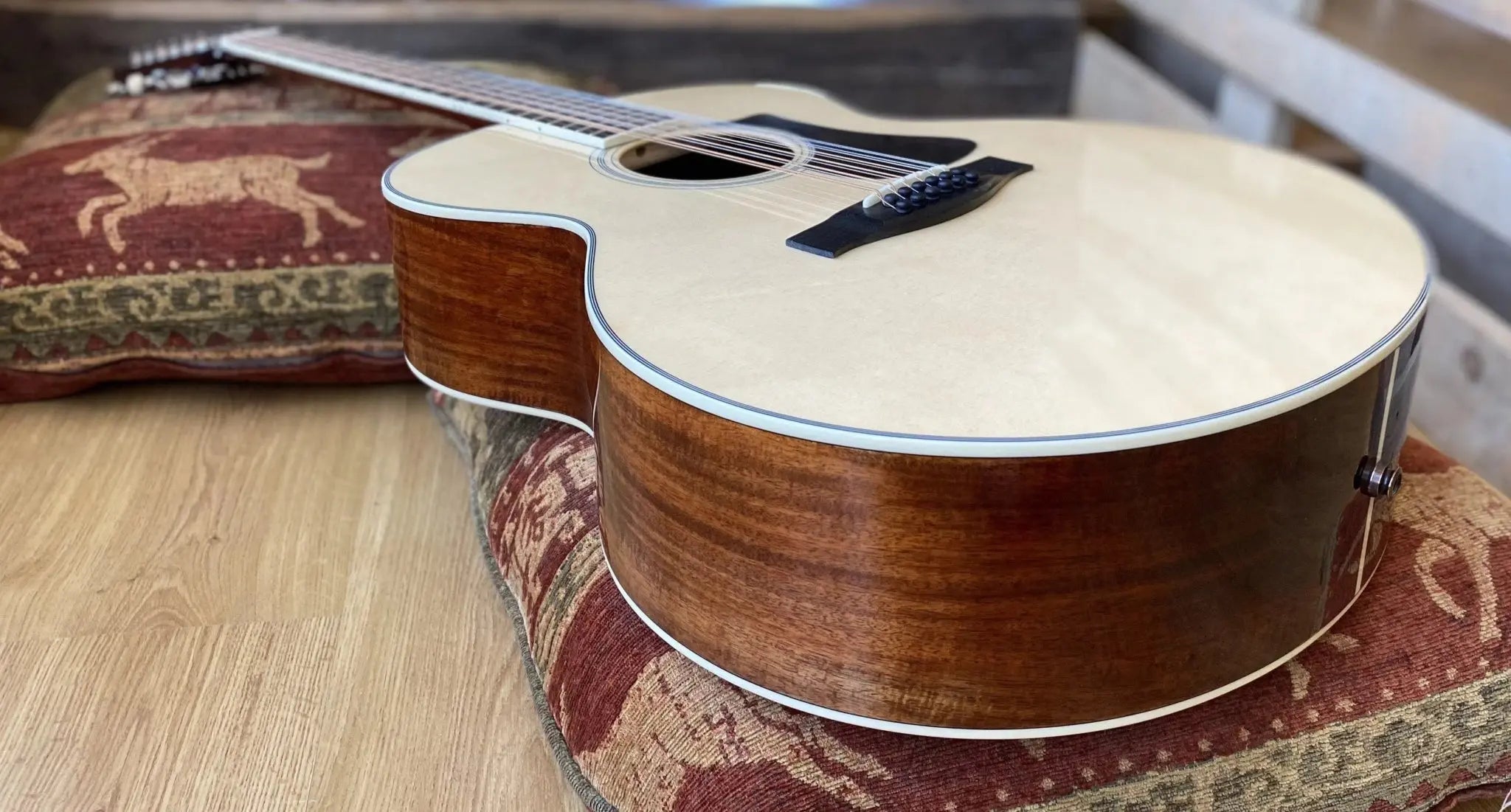 Eastman AC330 - 12E Jumbo 12 string (Price inc. Custom Pro Setup Package) - Richards Guitars Of Stratford Upon Avon