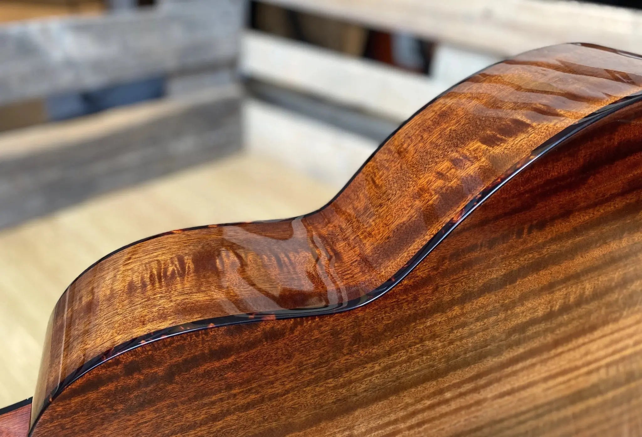 Eastman E10 OO TC Parlor Acoustic (Price inc. Custom Pro Setup Package) - Richards Guitars Of Stratford Upon Avon