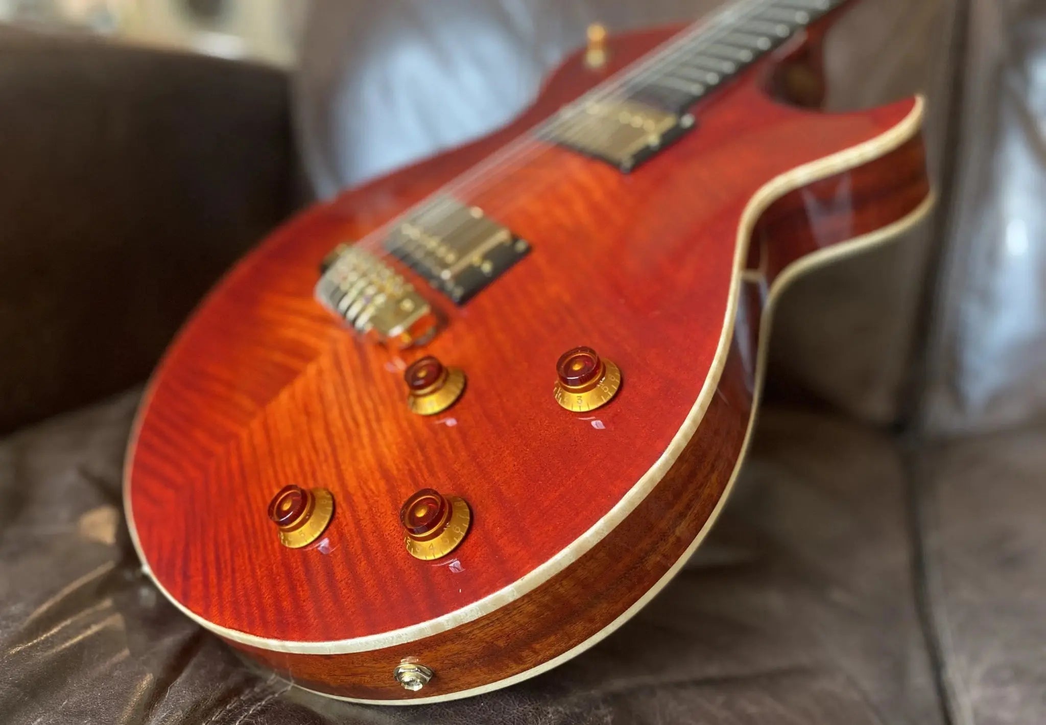 Eastman ER3 (Price inc. Custom Pro Setup Package) - Richards Guitars Of Stratford Upon Avon