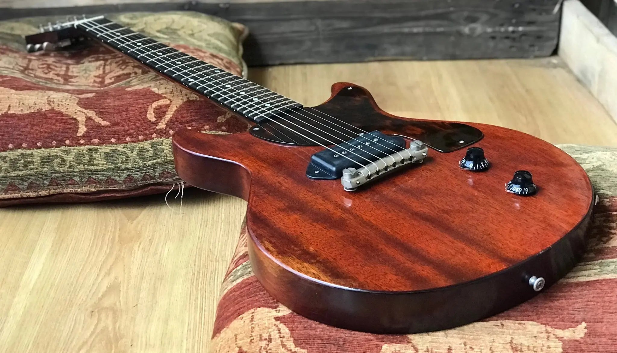 Eastman SB55DC/TV (Price inc. Custom Pro Setup Package) - Richards Guitars Of Stratford Upon Avon