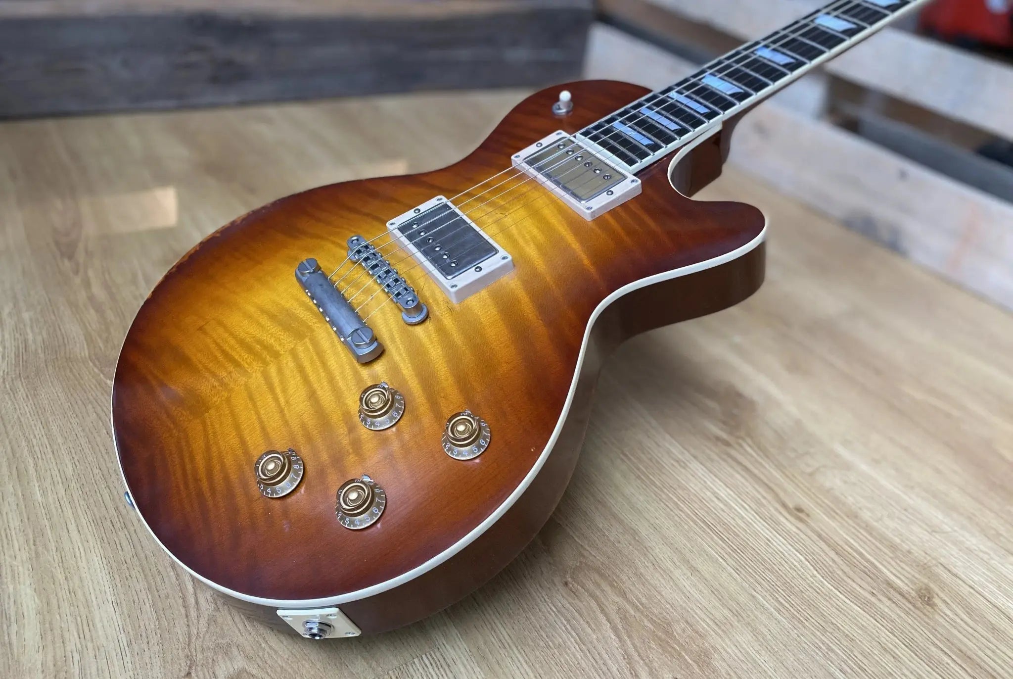 Eastman SB59/v GB (Price inc. Custom Pro Setup Package) - Richards Guitars Of Stratford Upon Avon