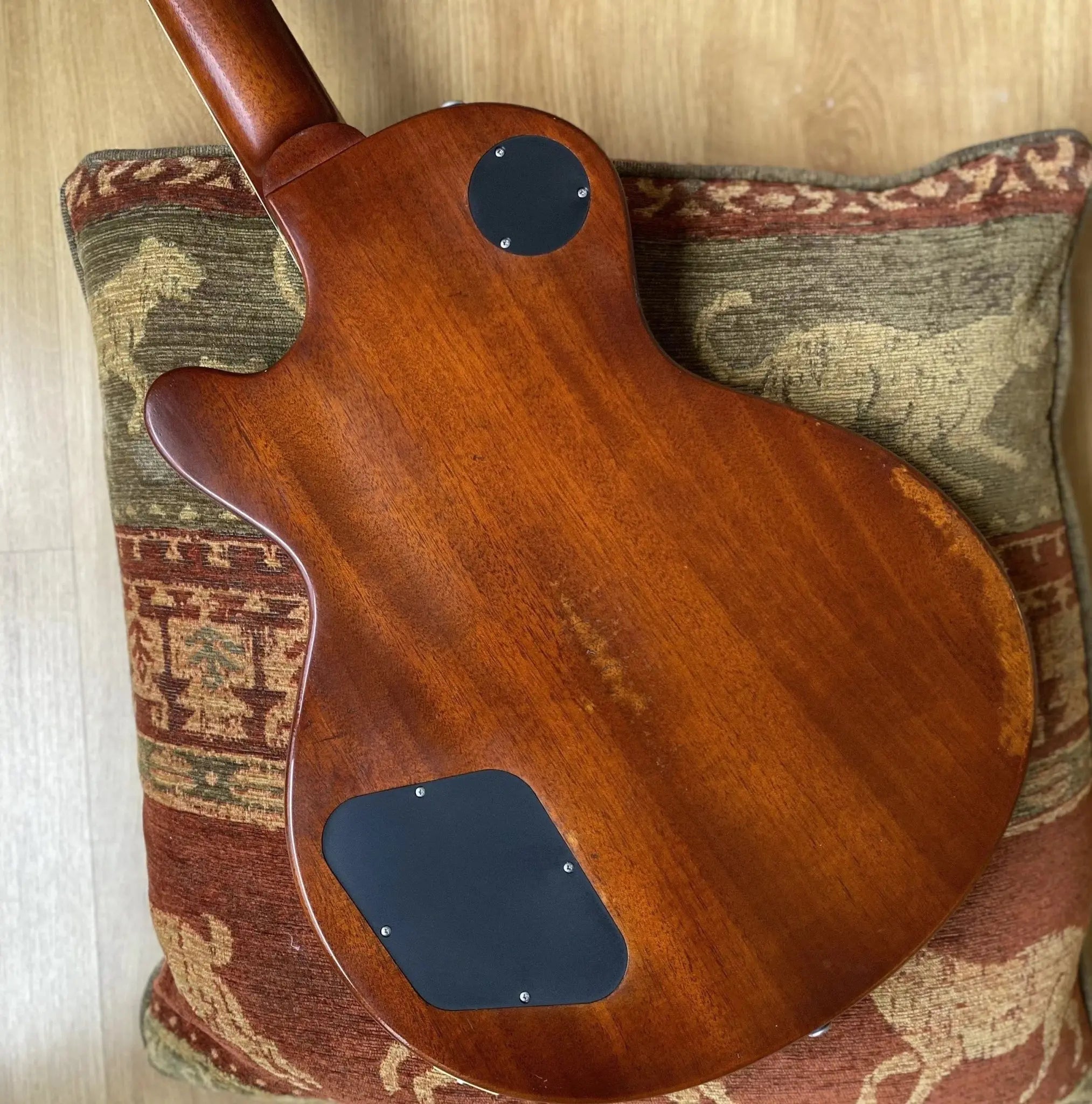 Eastman SB59/v GB (Price inc. Custom Pro Setup Package) - Richards Guitars Of Stratford Upon Avon