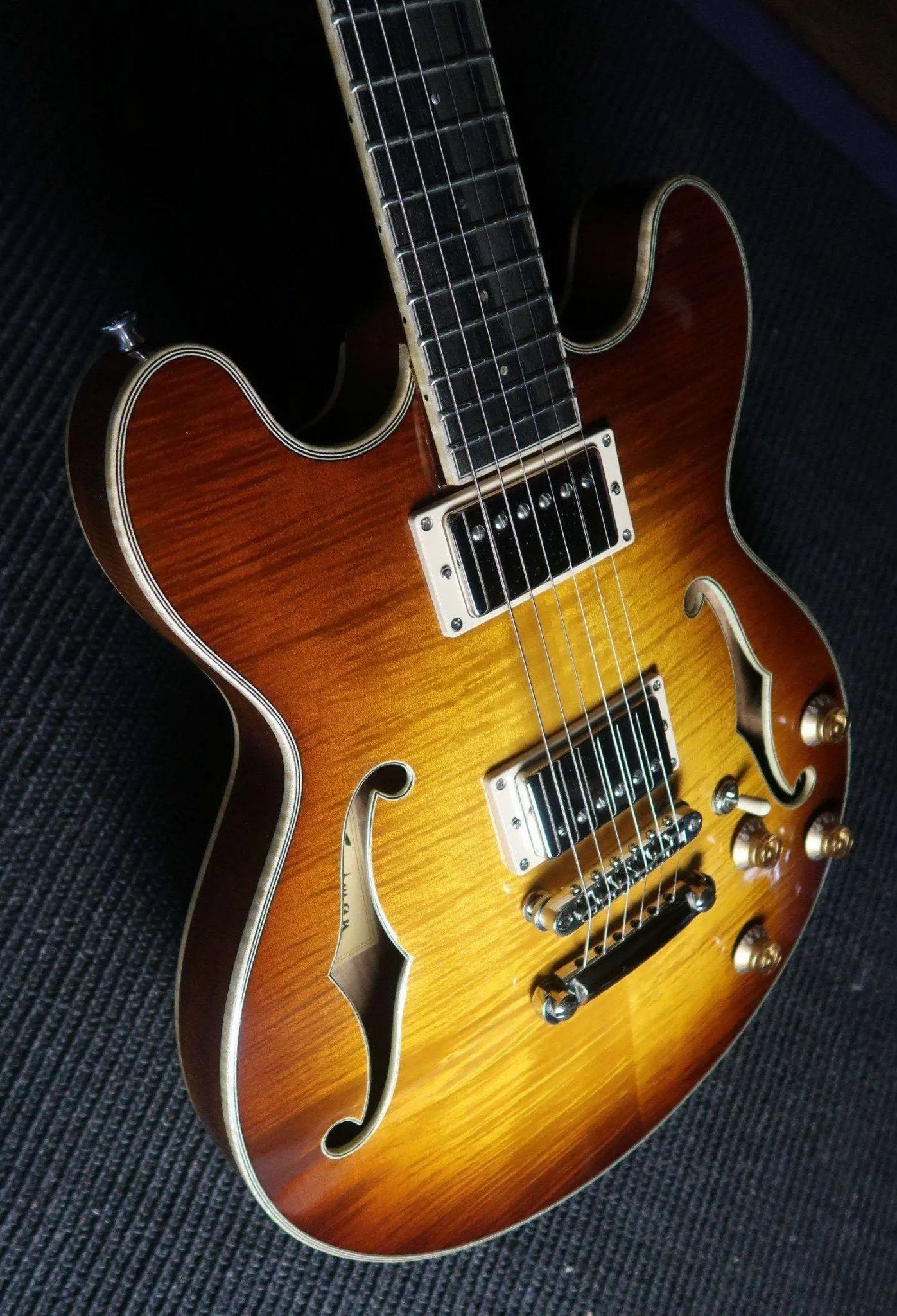 Eastman T184mx GB (Price inc. Custom Pro Setup Package) - Richards Guitars Of Stratford Upon Avon