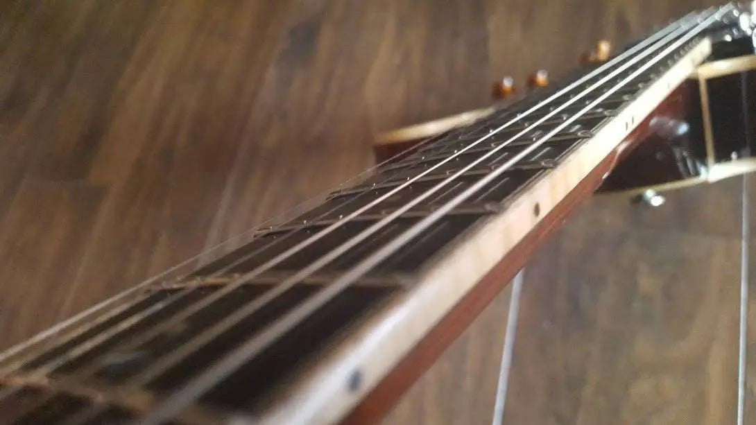 Eastman T184MX Sunburst (Price inc. Custom Pro Setup Package) - Richards Guitars Of Stratford Upon Avon