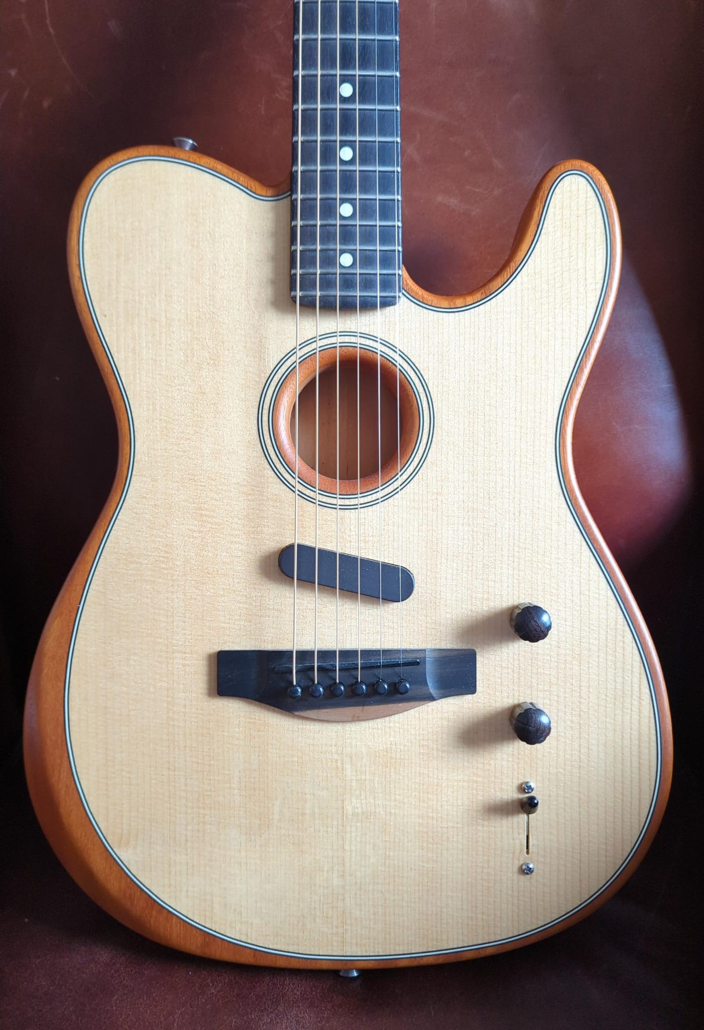 Fender USA Acoustasonic Telecaster - Natural (Used) - Richards Guitars Of Stratford Upon Avon