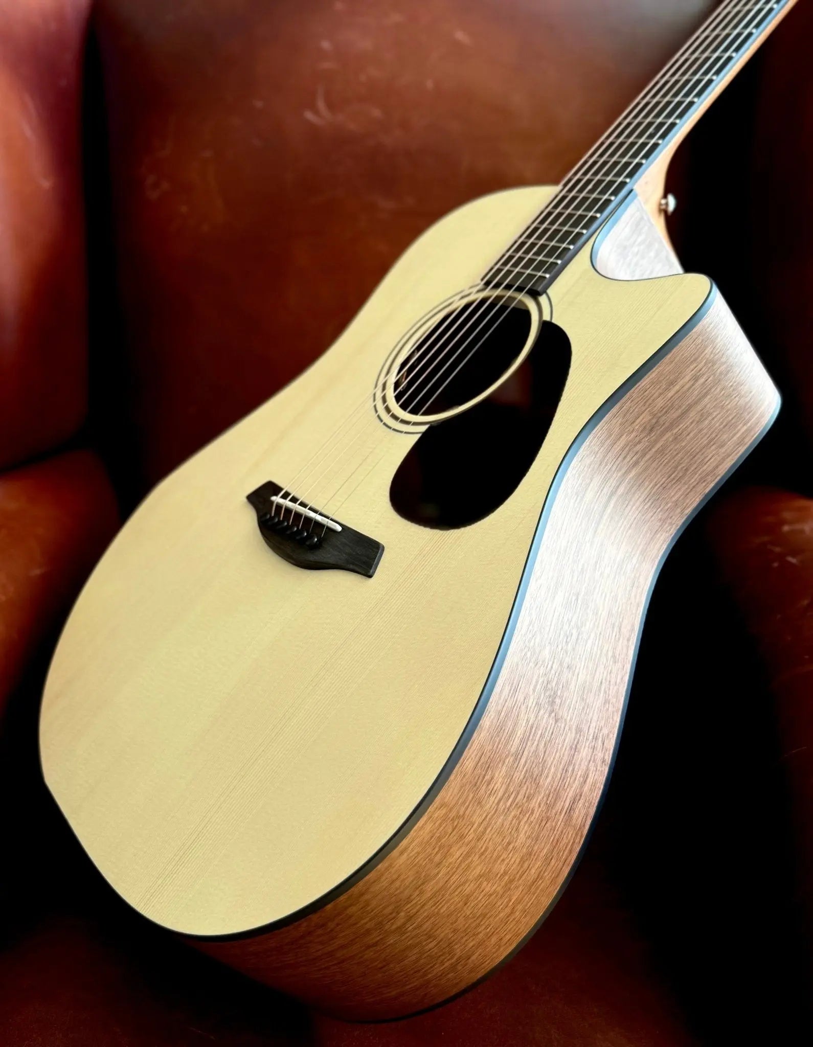 Furch Blue Performance Dc - EW a EAS - VTC - Richards Guitars Of Stratford Upon Avon