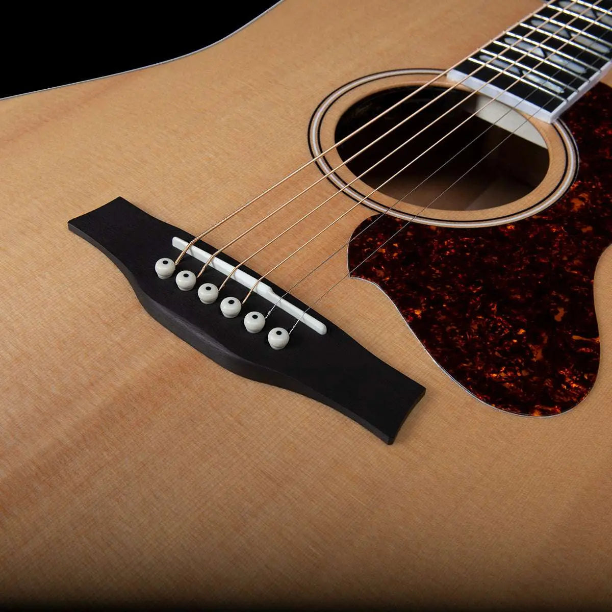 Godin Metropolis LTD HG Electro - Acoustic Guitar with Bag ~ Natural - Richards Guitars Of Stratford Upon Avon