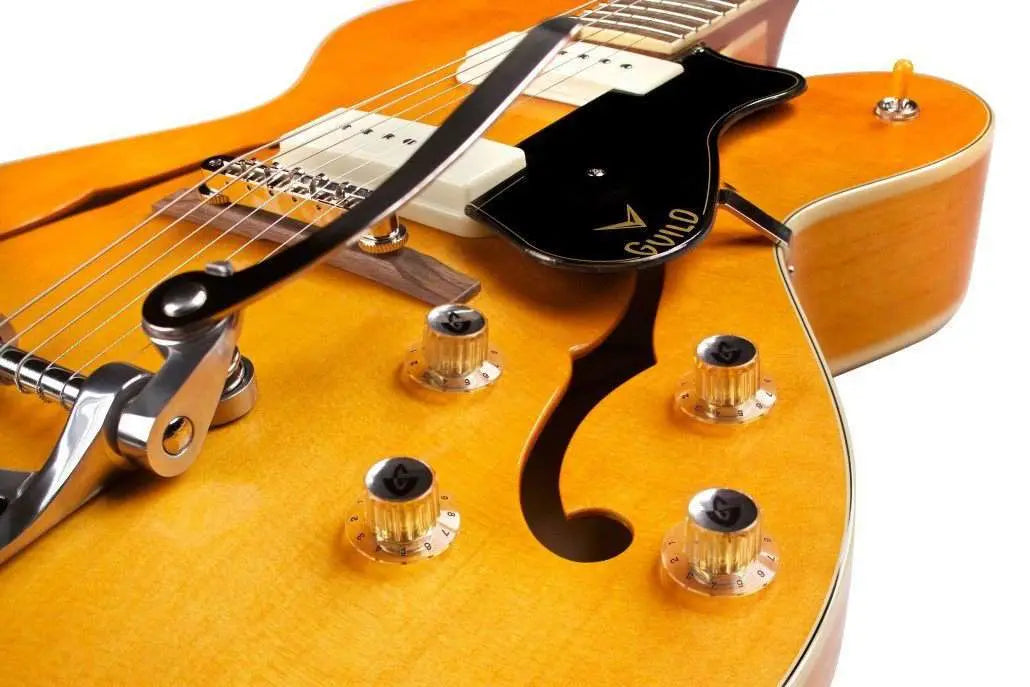 Guild X - 175B MANHATTAN BLND Blonde - Richards Guitars Of Stratford Upon Avon