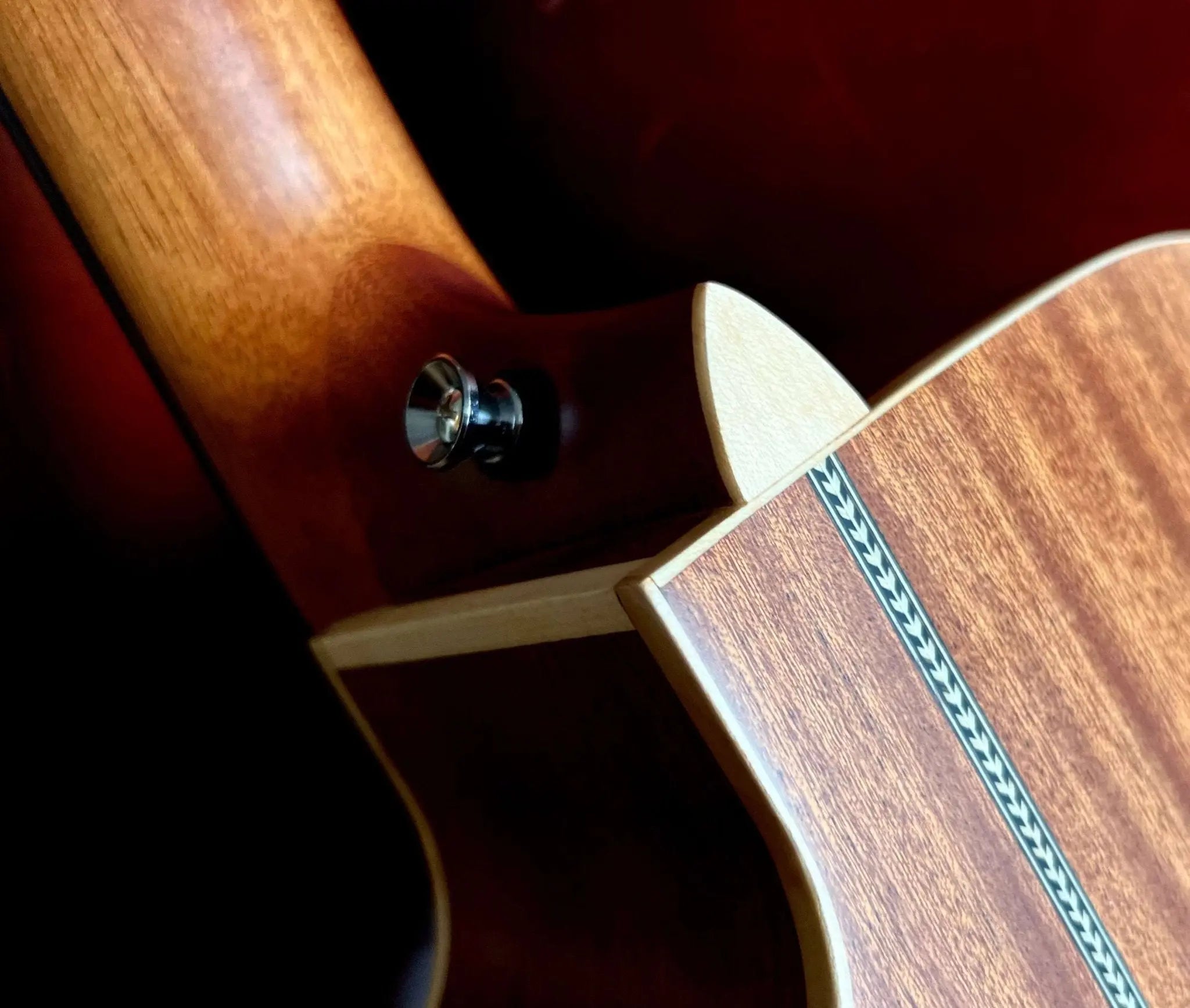 Kremona M25 Cutaway Acoustic Guitar - Richards Guitars Of Stratford Upon Avon