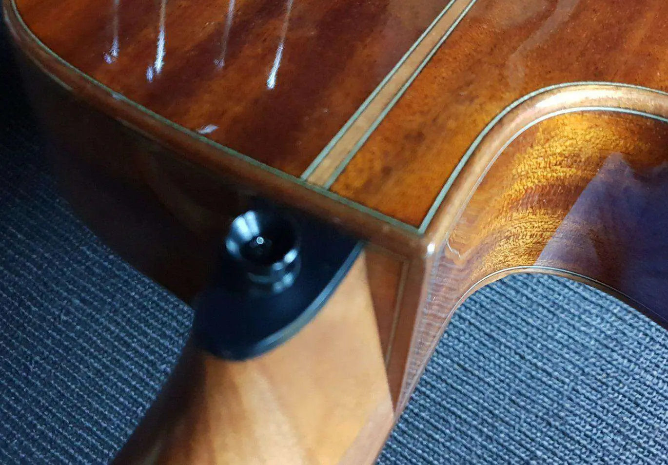 LAG TRAMONTANE 118 T118ASCE AUDITORIUM SLIM CUTAWAY ELECTRO - Richards Guitars Of Stratford Upon Avon