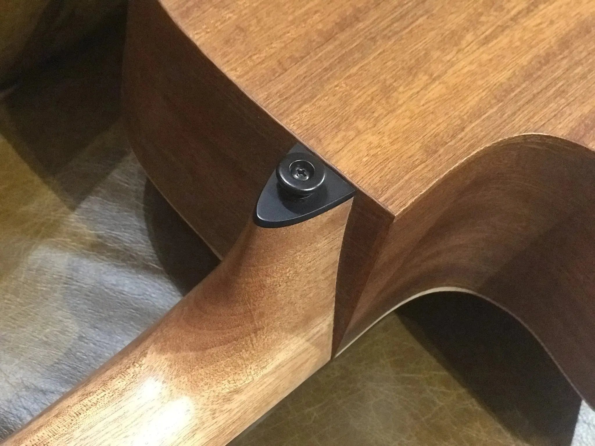 LAG TRAMONTANE T70ACE AUDITORIUM CUTAWAY ELECTRO - Richards Guitars Of Stratford Upon Avon