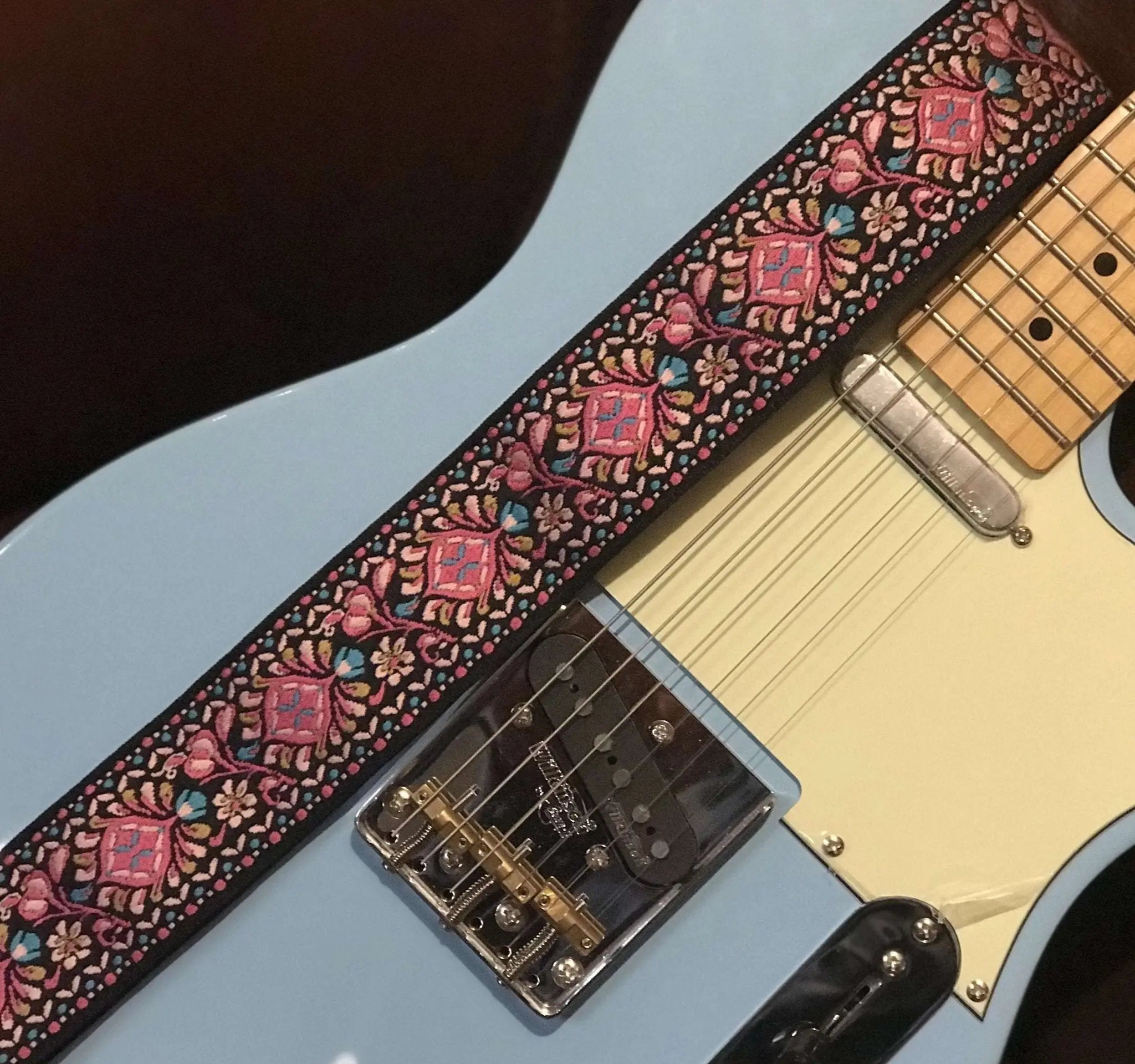 SMJ Reserve Collection "Ruby Tiger" Guitar Strap - Richards Guitars Of Stratford Upon Avon