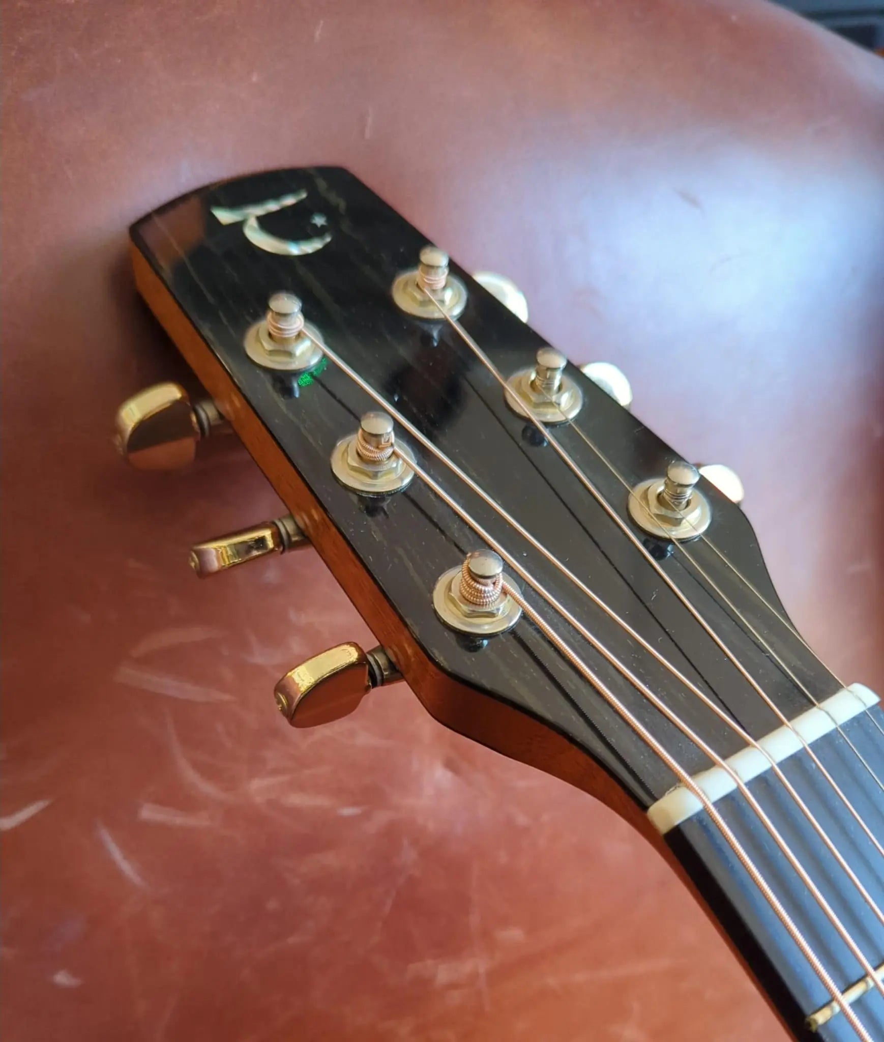 Tarquin Bolton - UK Luthier - built custom acoustic guitar (used) - Richards Guitars Of Stratford Upon Avon