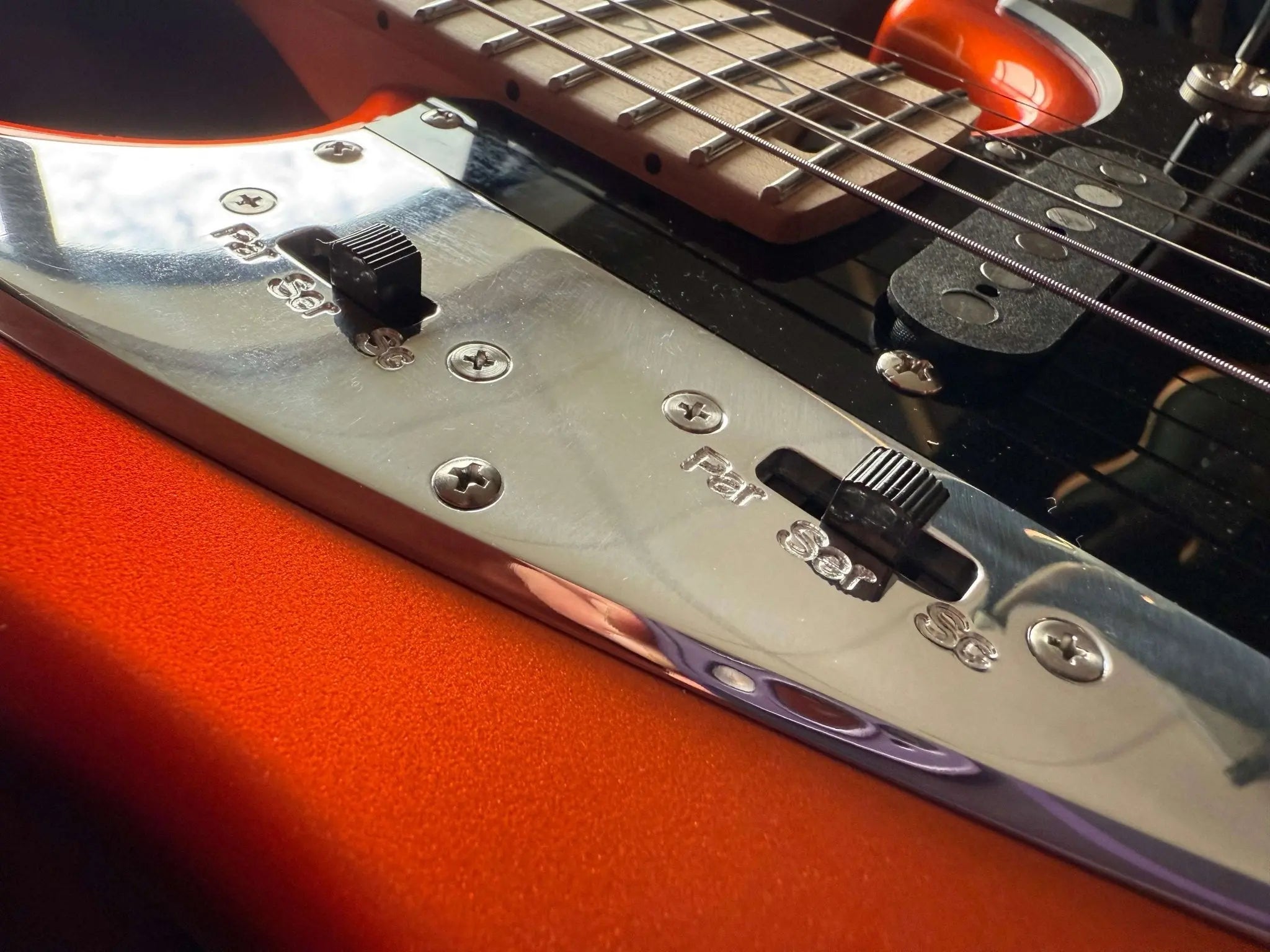 Valiant Mercury Copper With Stainless Steel Frets Upgdrade - Richards Guitars Of Stratford Upon Avon