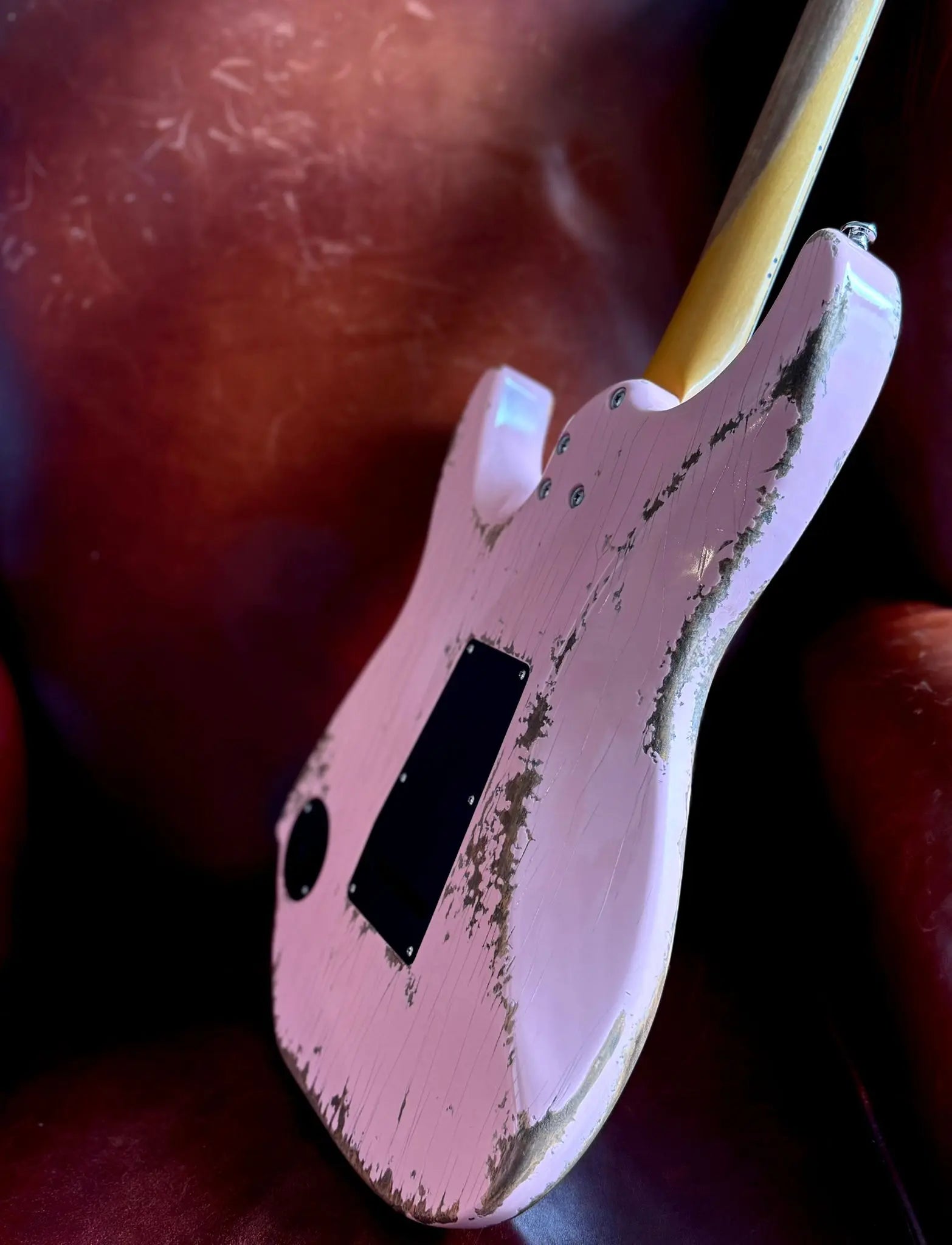 Valiant Soothsayer Distressed Mola Pink - Richards Guitars Of Stratford Upon Avon