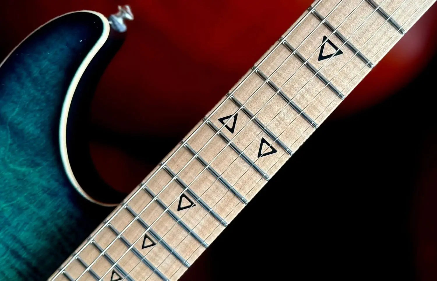 Valiant Soothsayer Malachite Alchemist Custom With Stainless Steel Frets Upgrade - Richards Guitars Of Stratford Upon Avon