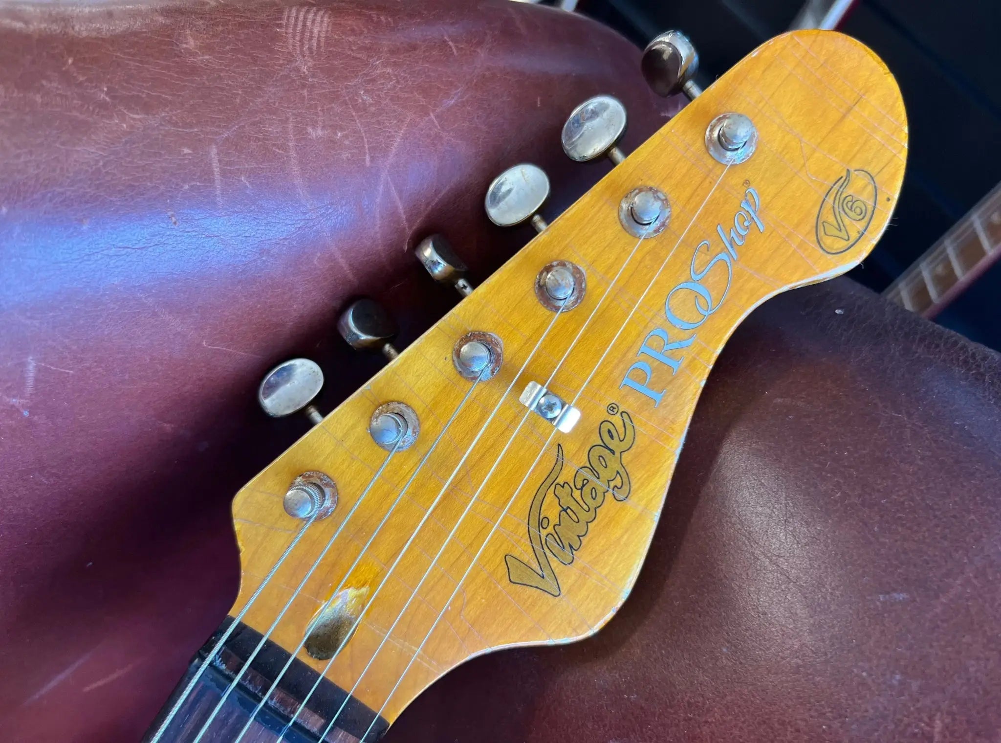 Vintage ProShop V6 "Industrial Punk" Custom Inc. Exclusive Vintage Custom Pro Setup - Richards Guitars Of Stratford Upon Avon