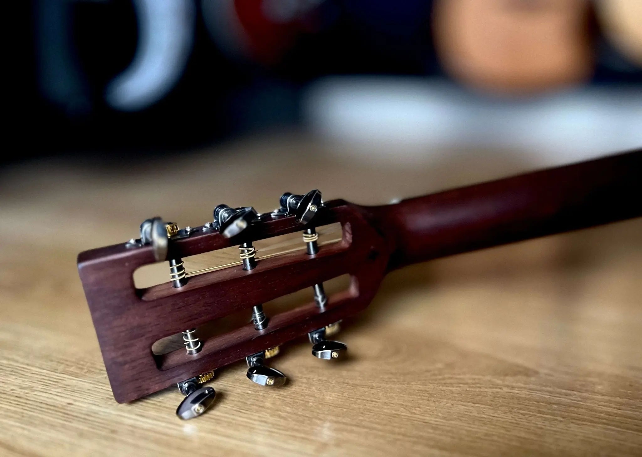 Vintage* V880AQ Historic Series 'Parlour' Acoustic Guitar - Richards Guitars Of Stratford Upon Avon