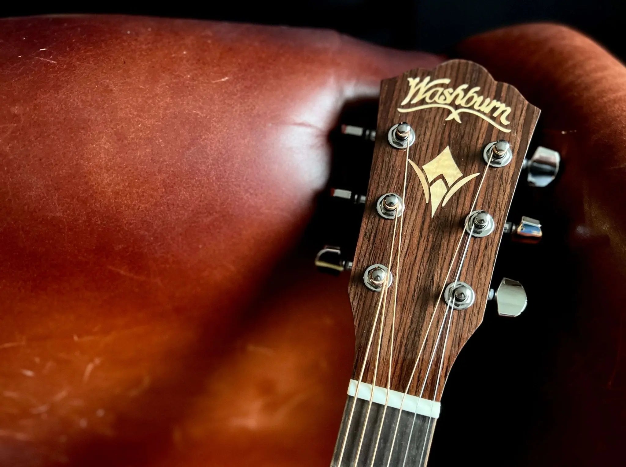 Washburn G20SCE - Grand Auditorium - Natural Electro Acoustic Guitar - Richards Guitars Of Stratford Upon Avon