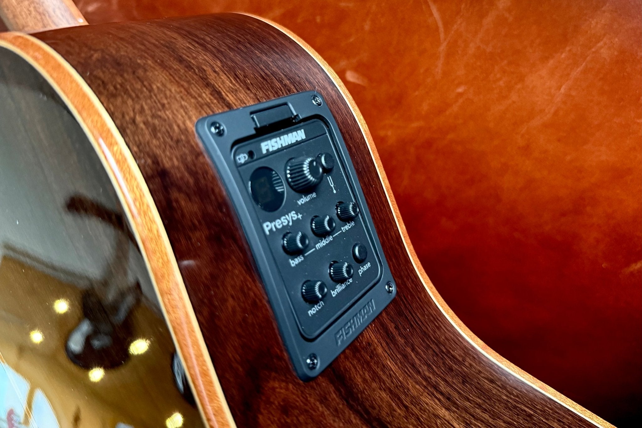 Washburn G25SCE w/CASE - Grand Auditorium - Natural Electro Acoustic Guitar - Richards Guitars Of Stratford Upon Avon