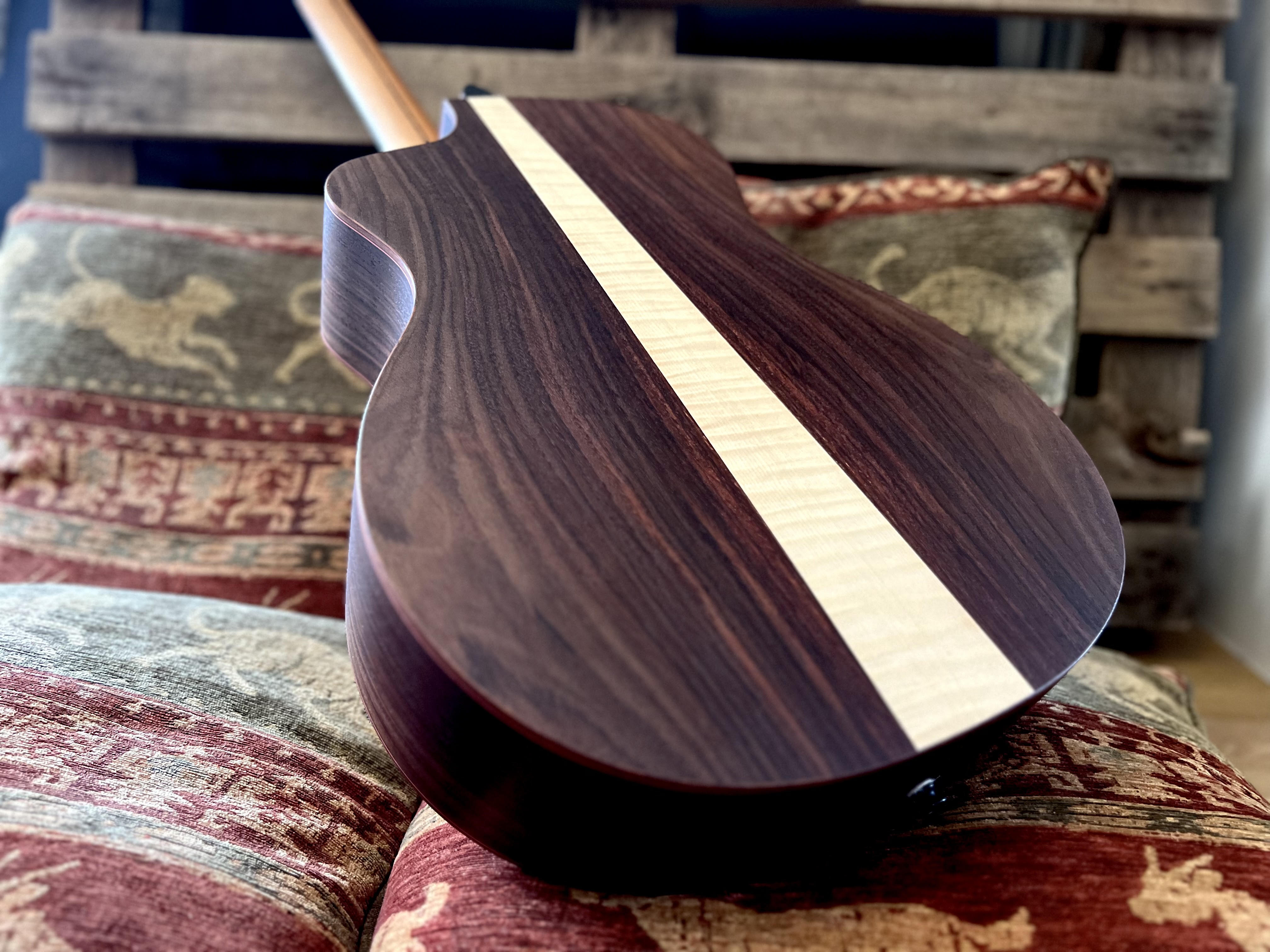 Dowina Guitars: The "Trio Plate" For Added Luxury & Style