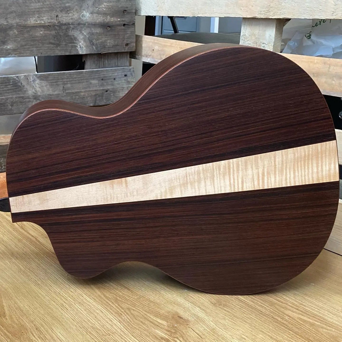 Before you buy a Tay - Richards Guitars Of Stratford Upon Avon