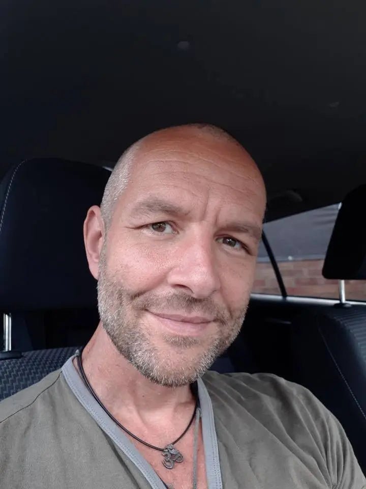 I Braved The Shave For Macmillan Cancer Care... - Richards Guitars Of Stratford Upon Avon