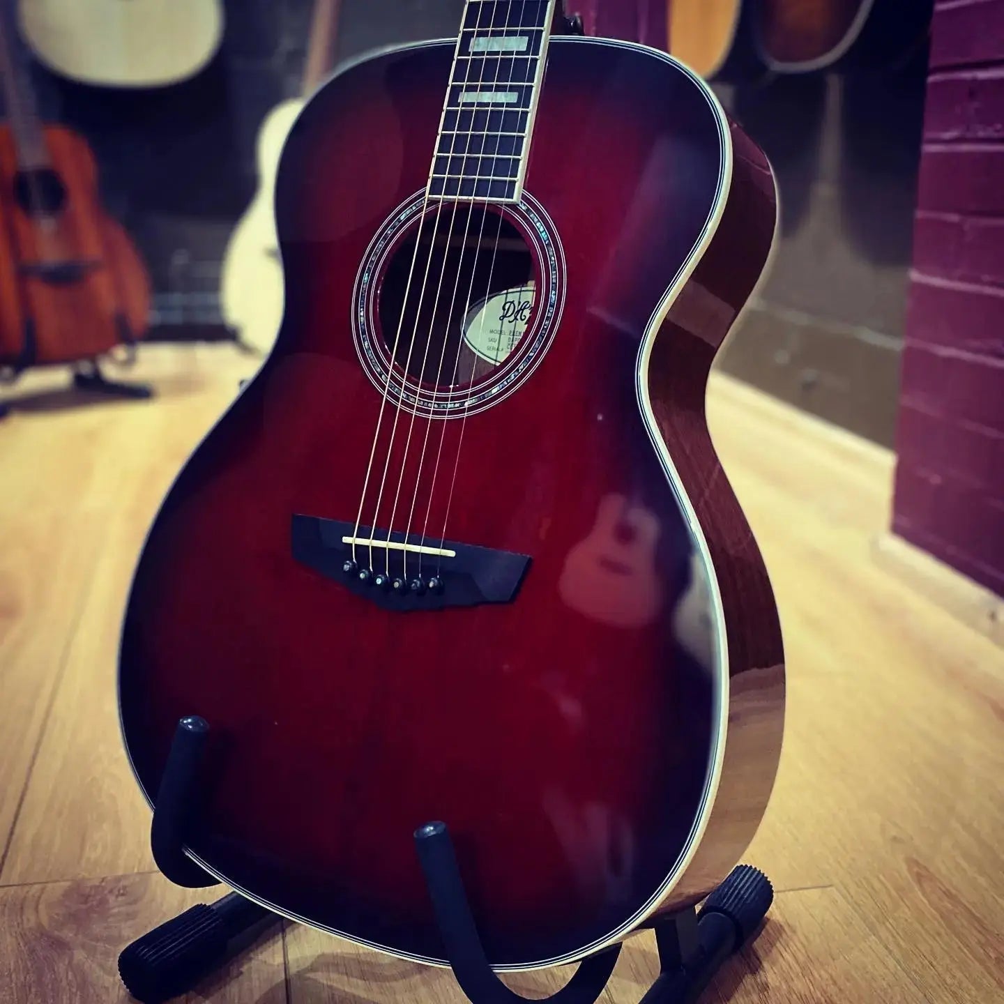 Just played this beauty before... - Richards Guitars Of Stratford Upon Avon