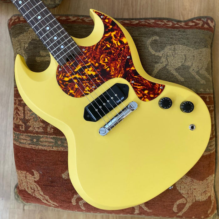 Let me know what you - Richards Guitars Of Stratford Upon Avon