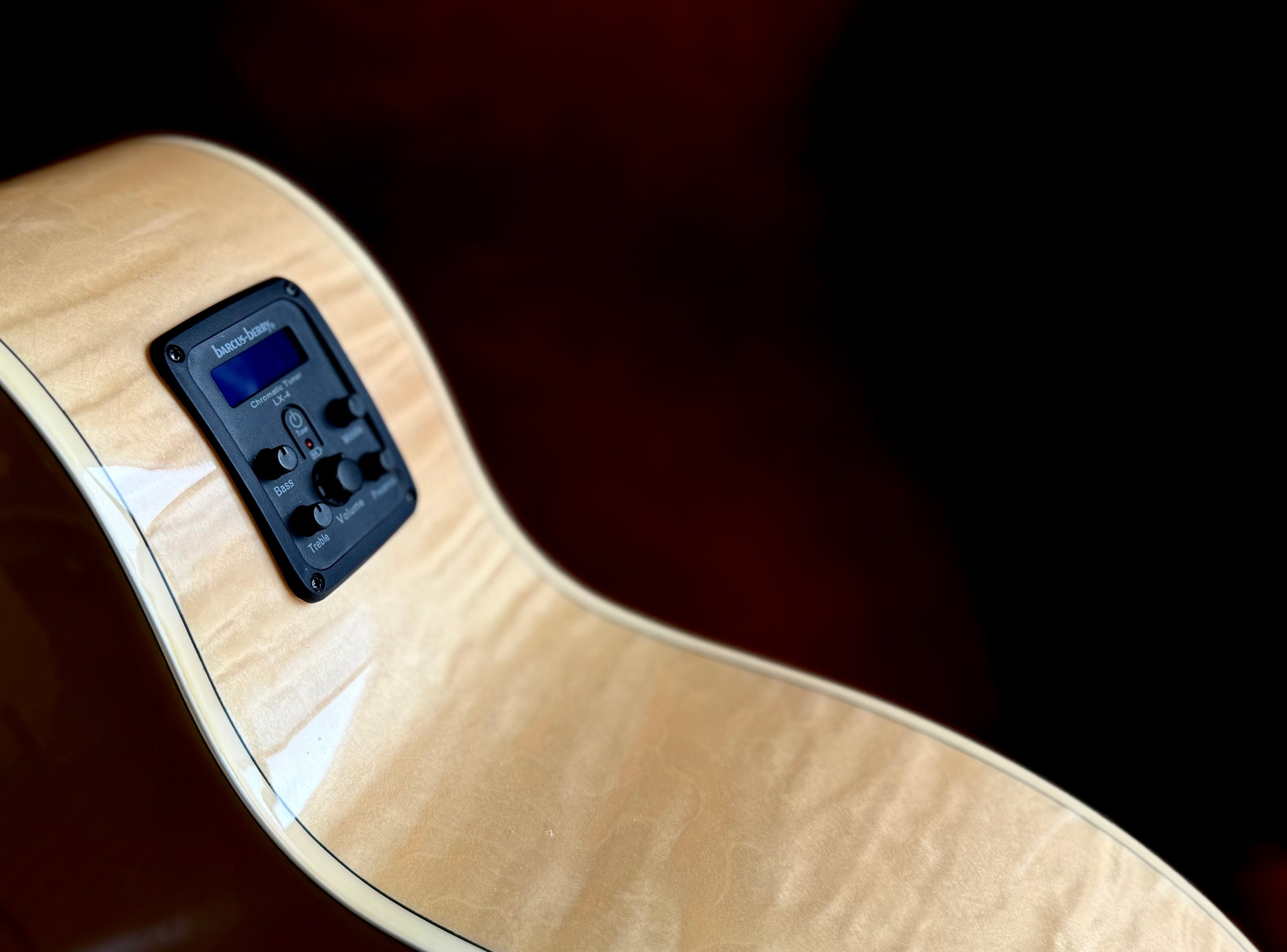 Washburn AG40CE Grand Auditorium - Natural Electro Acoustic Guitar w' £225 Custom Pro Setup Package Included