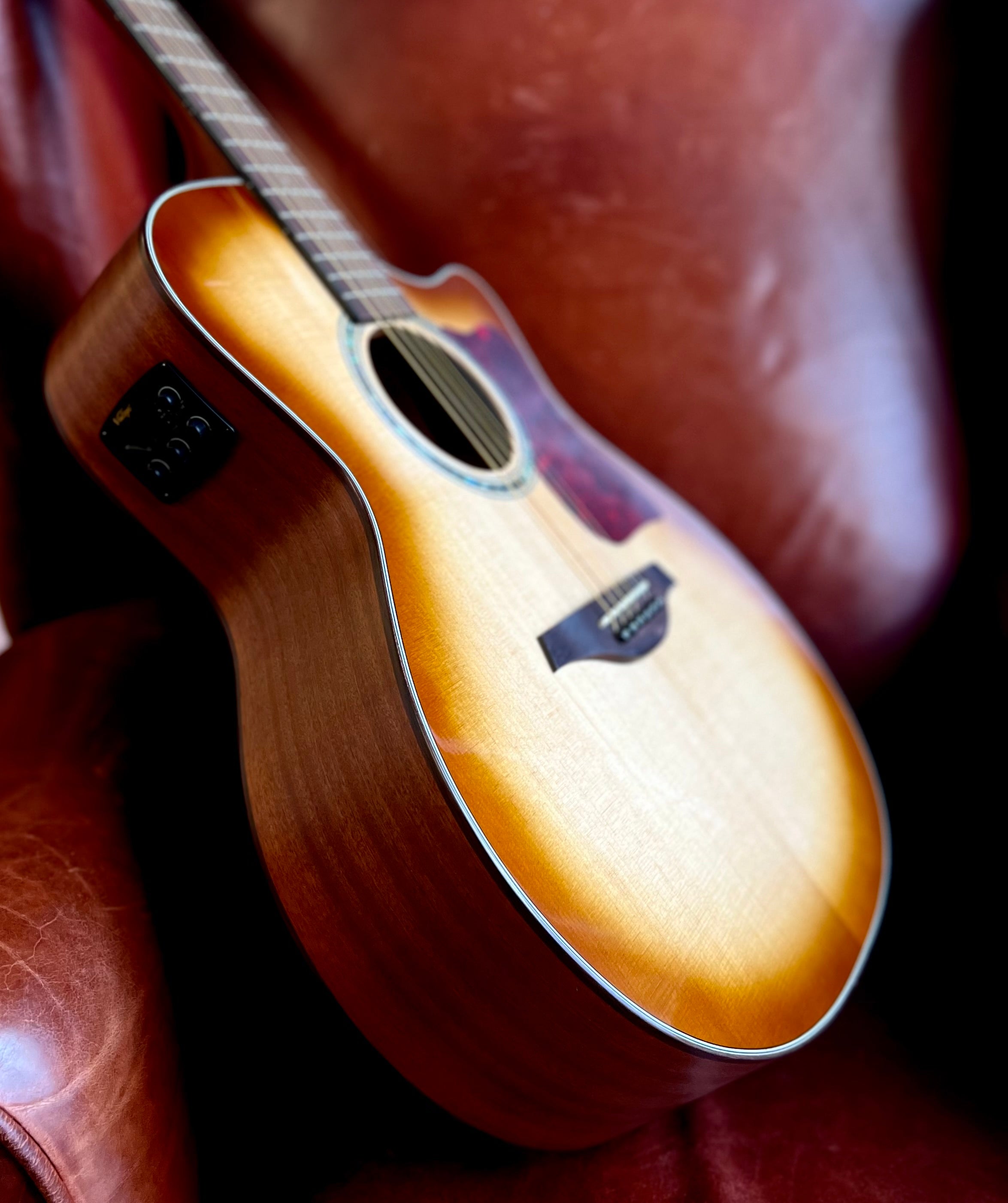 Vintage VGA990 Electro-Acoustic Sweetwater Guitar ~ Sunburst, Electro Acoustic Guitar for sale at Richards Guitars.