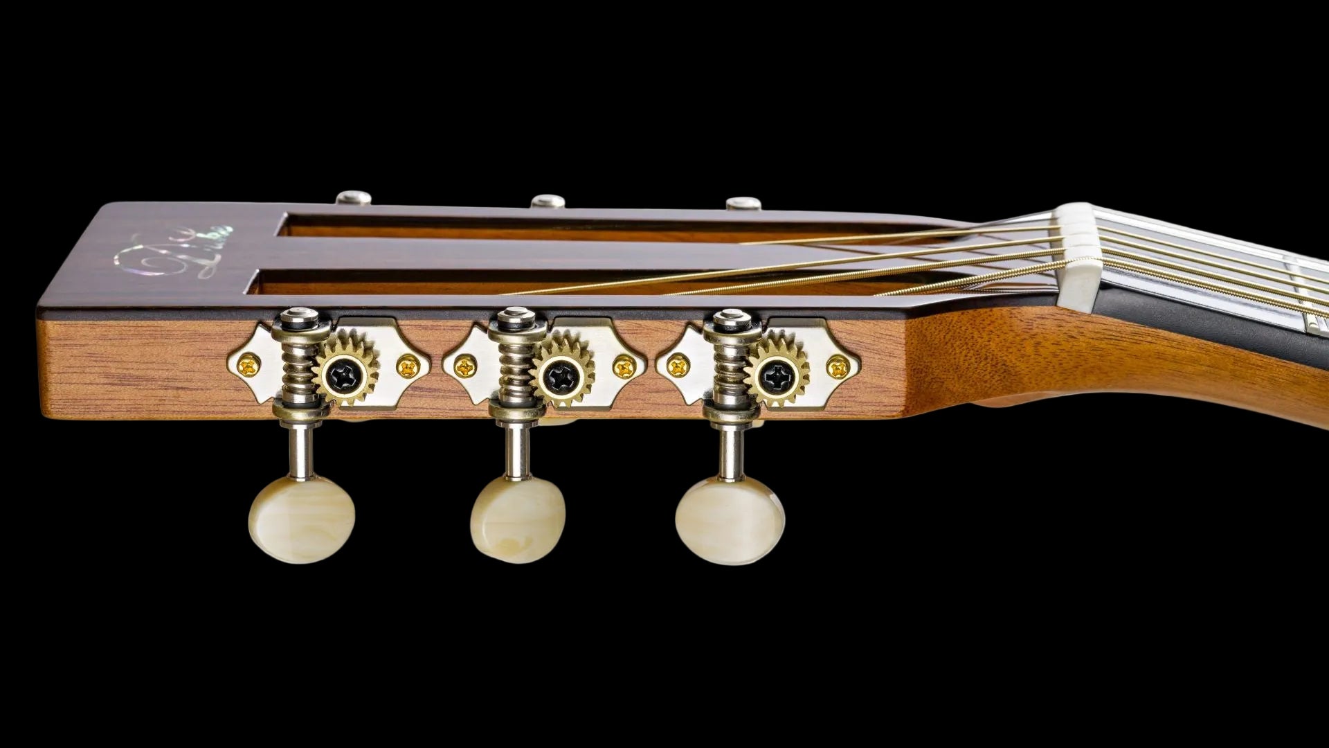 Duke OM-PF Acoustic Guitar (Inc Deluxe Gigbag)