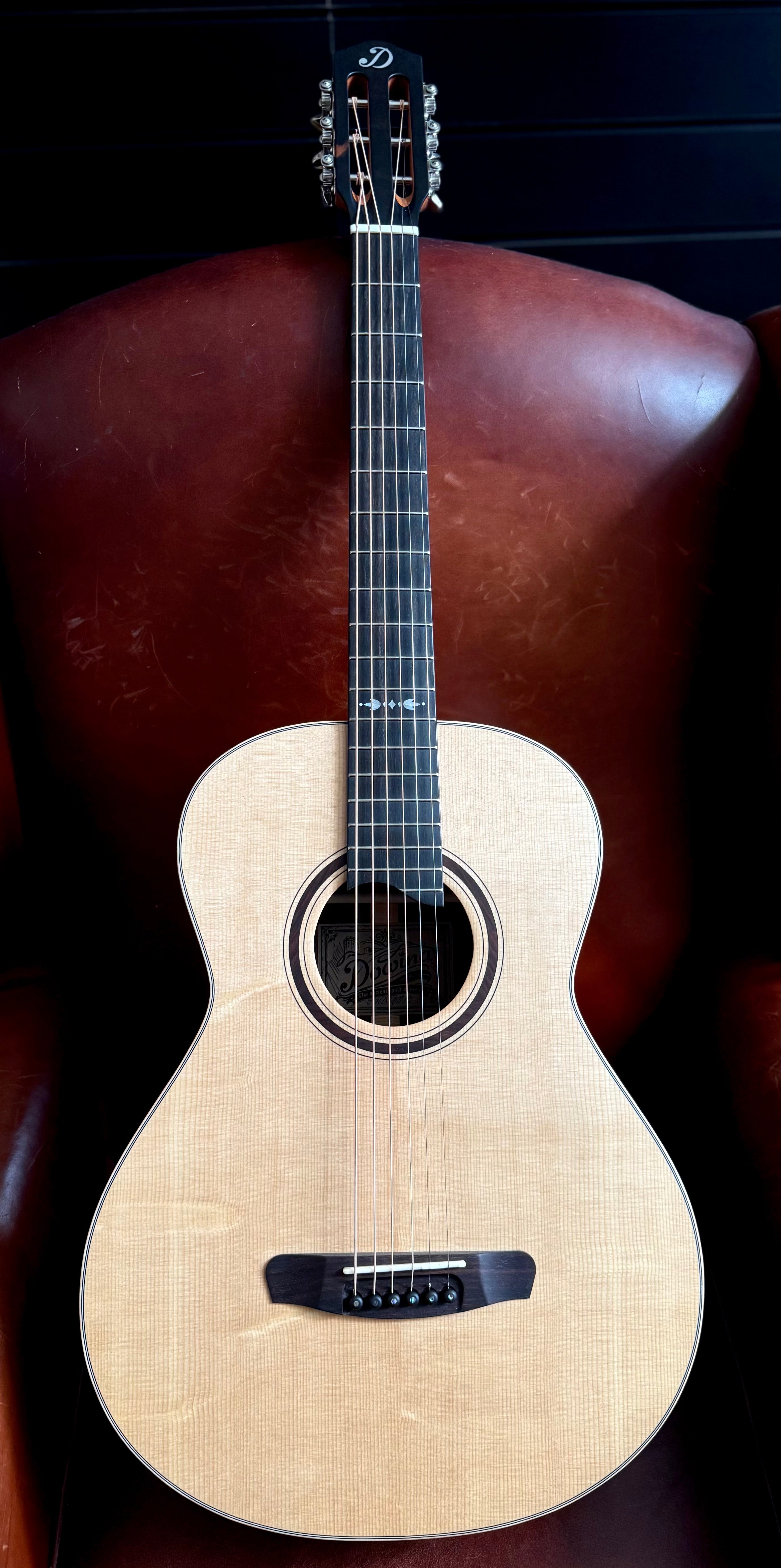 Dowina OMG SPM Custom Short Scale, 12 fret, OM, Stans Choice Rosewood Back & Sides