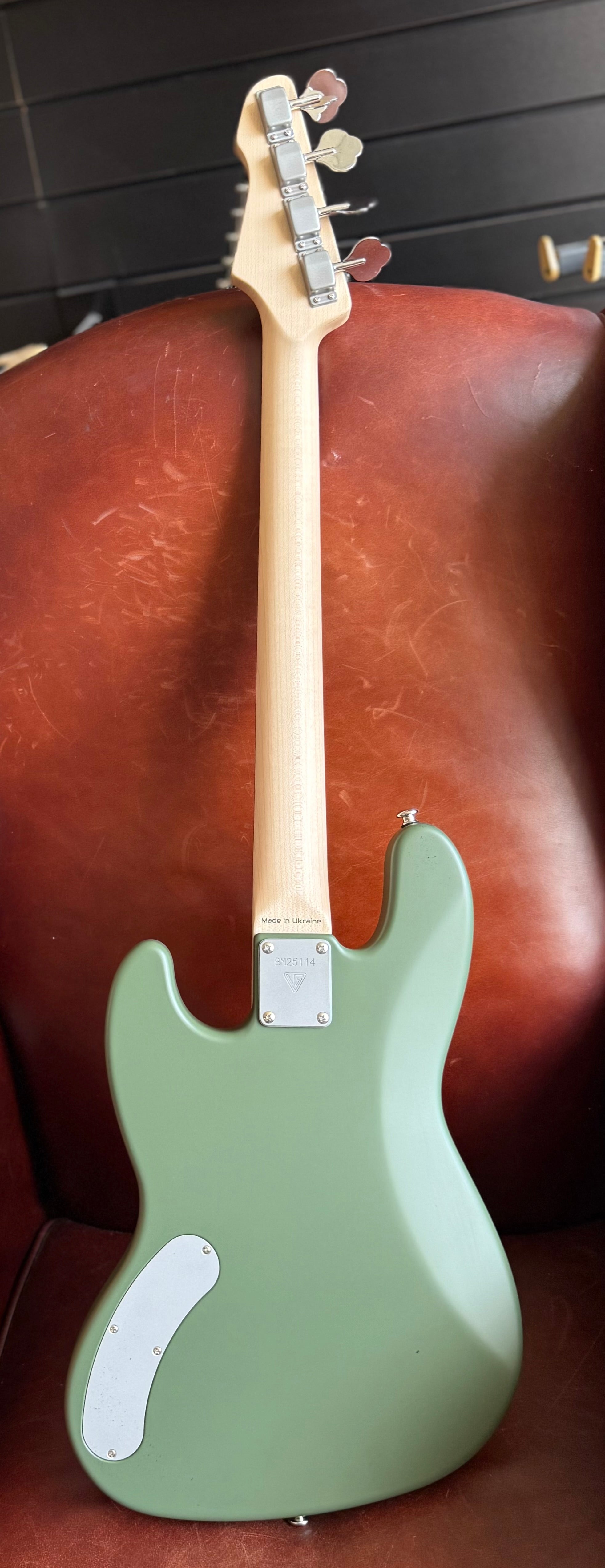 Valiant Mini Bass Olive Green.  World Class Precision Engineered Mini Bass - INCREDIBLE!