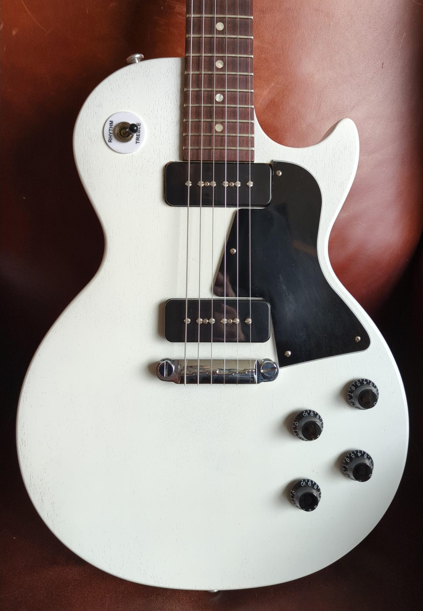 Gibson Les Paul Special Tribute P90 - Worn White satin (Used), Electric Guitar for sale at Richards Guitars.