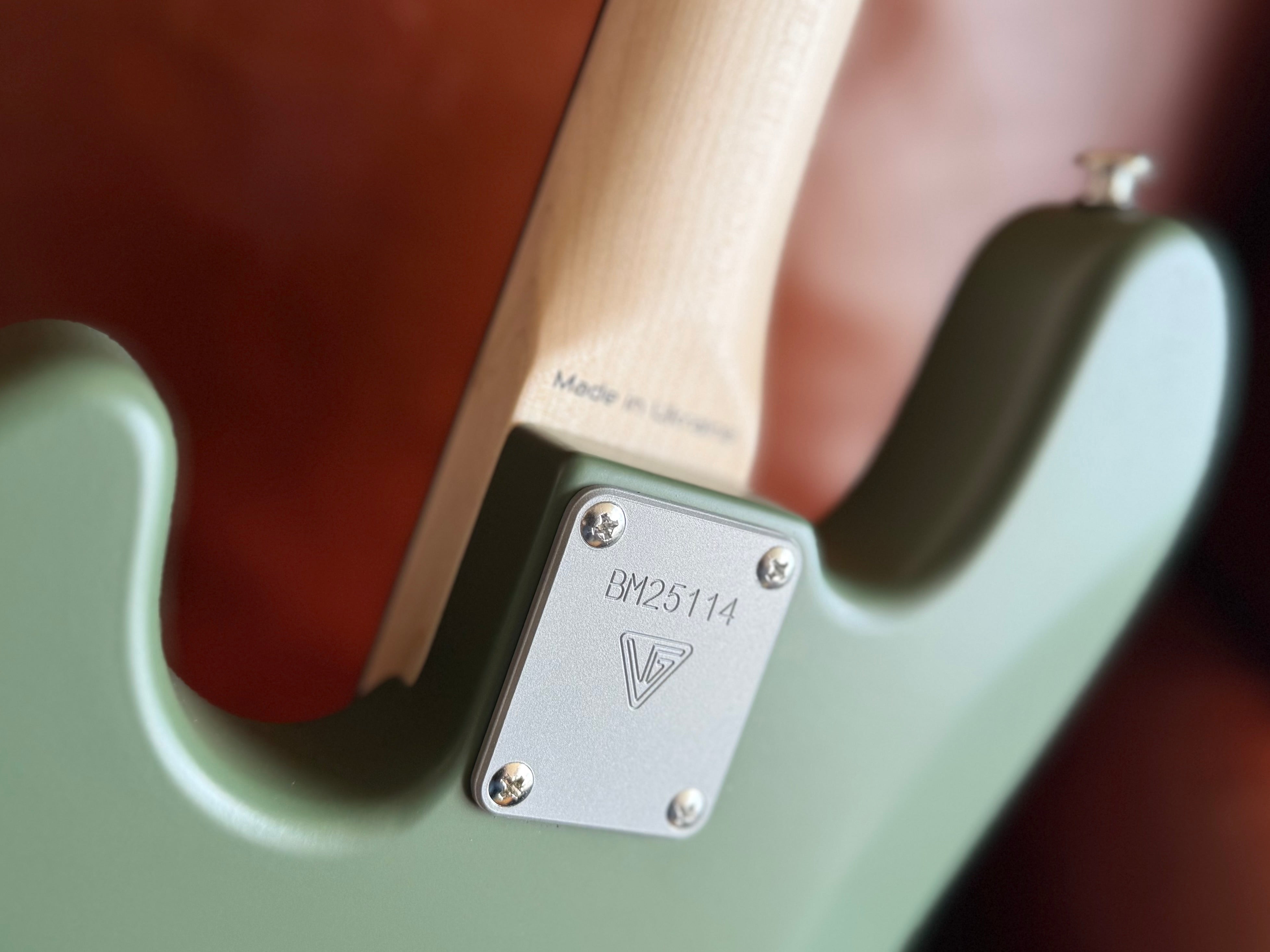 Valiant Mini Bass Olive Green.  World Class Precision Engineered Mini Bass - INCREDIBLE!