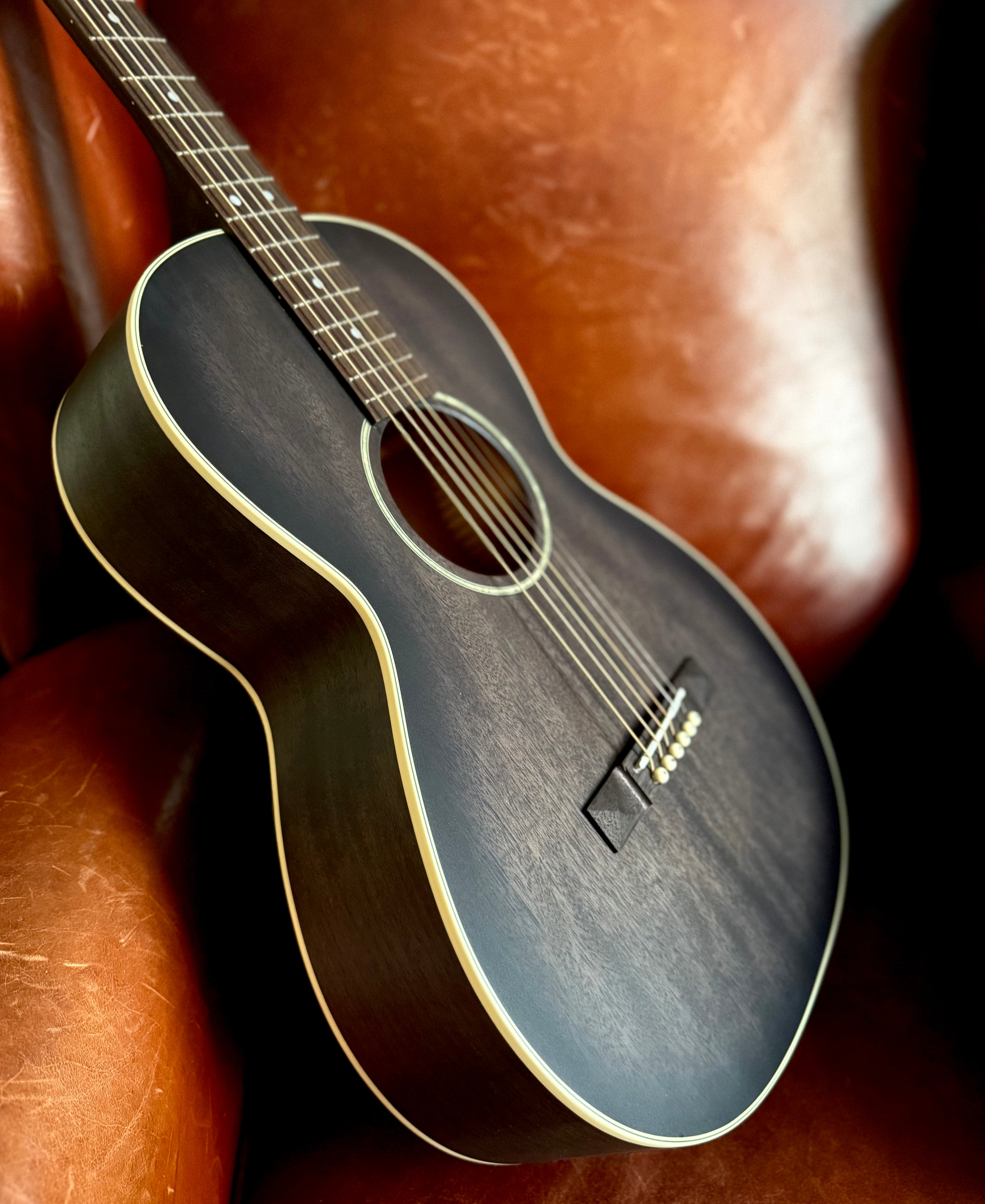 Cort AP550M OPBK Parlor Guitar  Inc. Pro Setup & Gig Bag. Wonderful Small Body Acoustic (Copy)