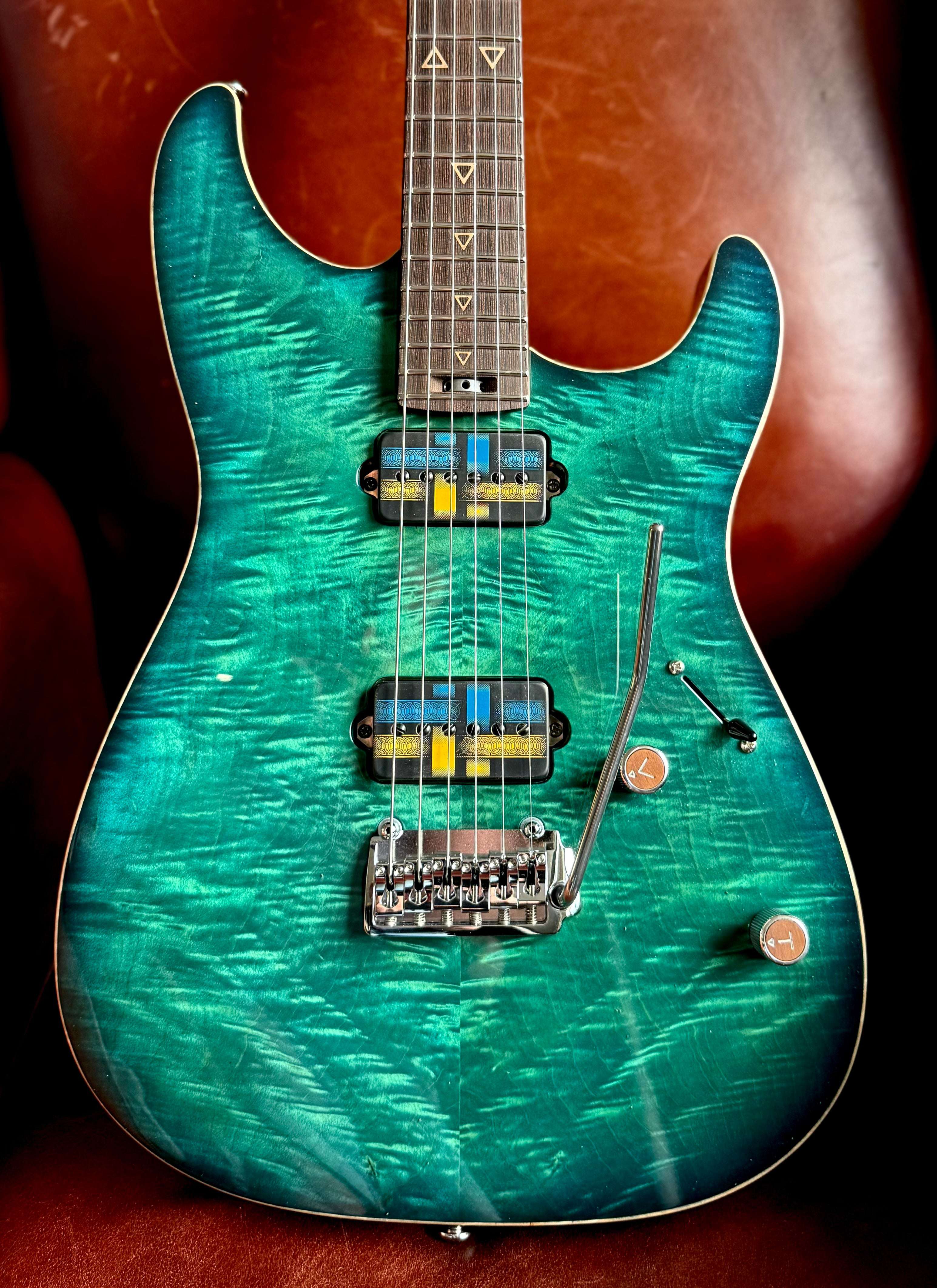 Valiant Soothsayer Malachite Alchemist P90 Custom