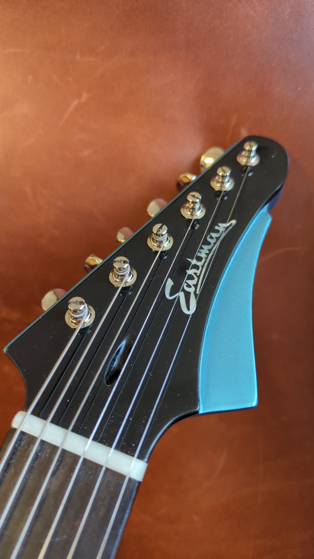 Eastman Juliet-LA Electric guitar (B-STOCK - transit damage on neck), Electric Guitar for sale at Richards Guitars.