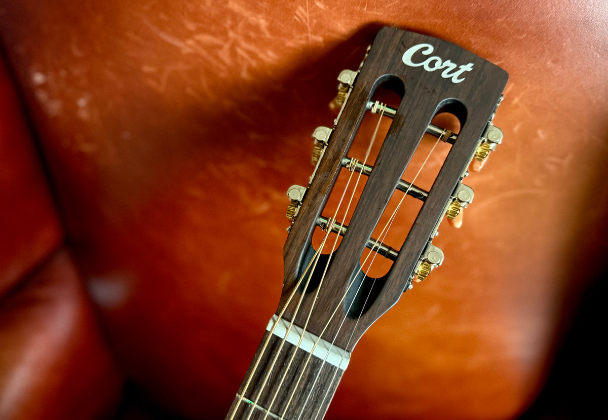 Cort AP550M OPBK Parlor Guitar  Inc. Pro Setup & Gig Bag. Wonderful Small Body Acoustic (Copy)