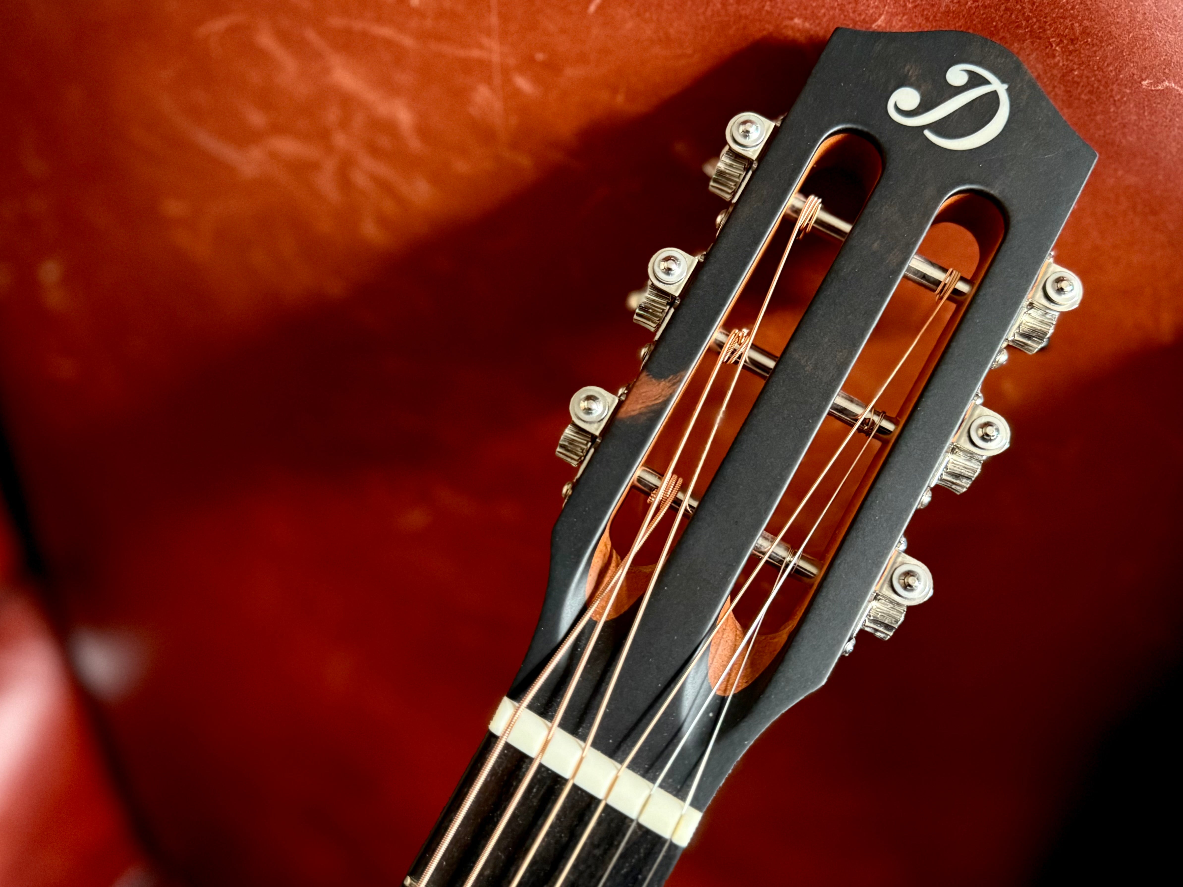 Dowina OMG SPM Custom Short Scale, 12 fret, OM, Stans Choice Rosewood Back & Sides