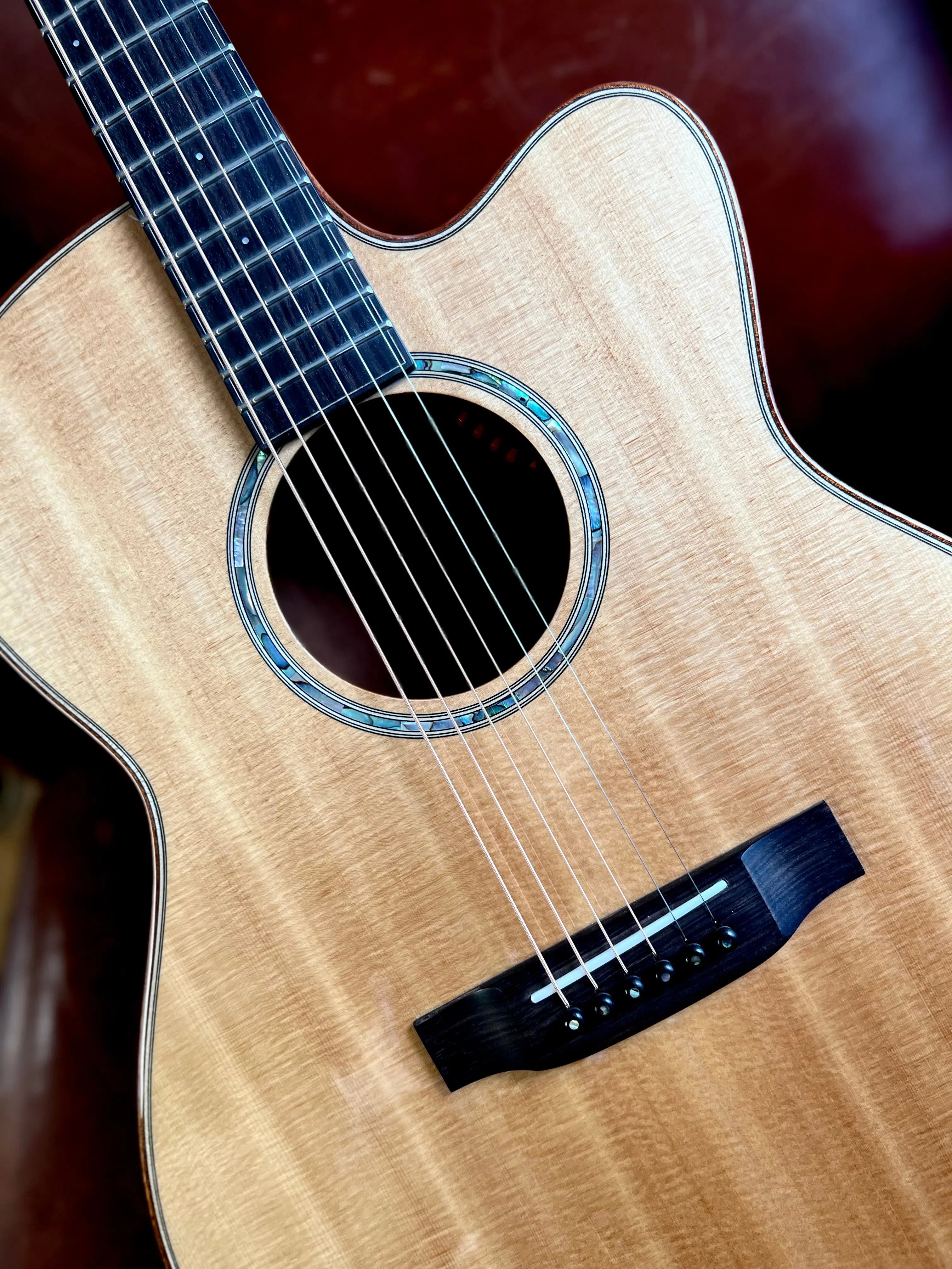 Auden Austin Mahogany Cutaway, Electro Acoustic Guitar for sale at Richards Guitars.