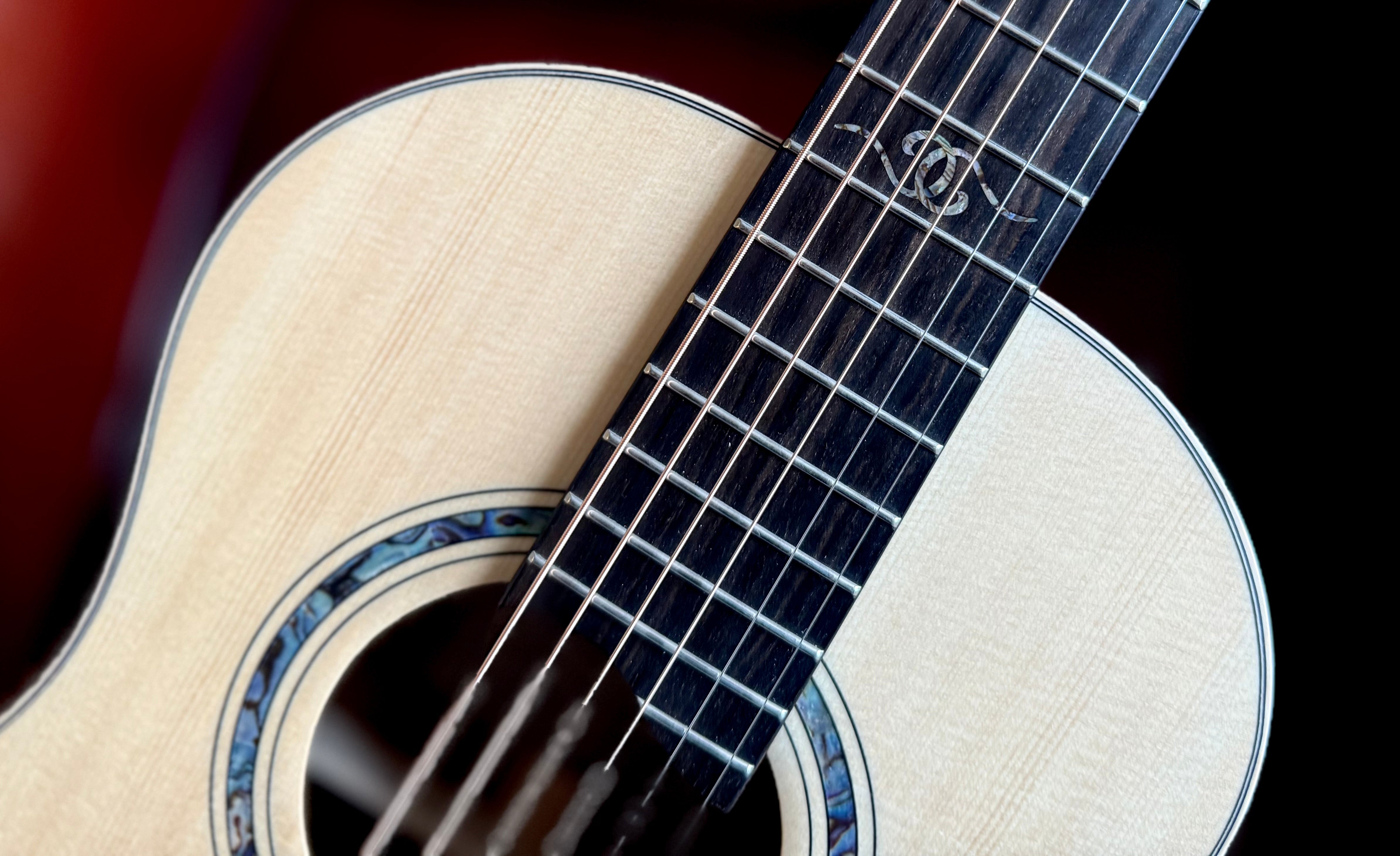 Dowina Granadillo Swiss Moon Spruce BV