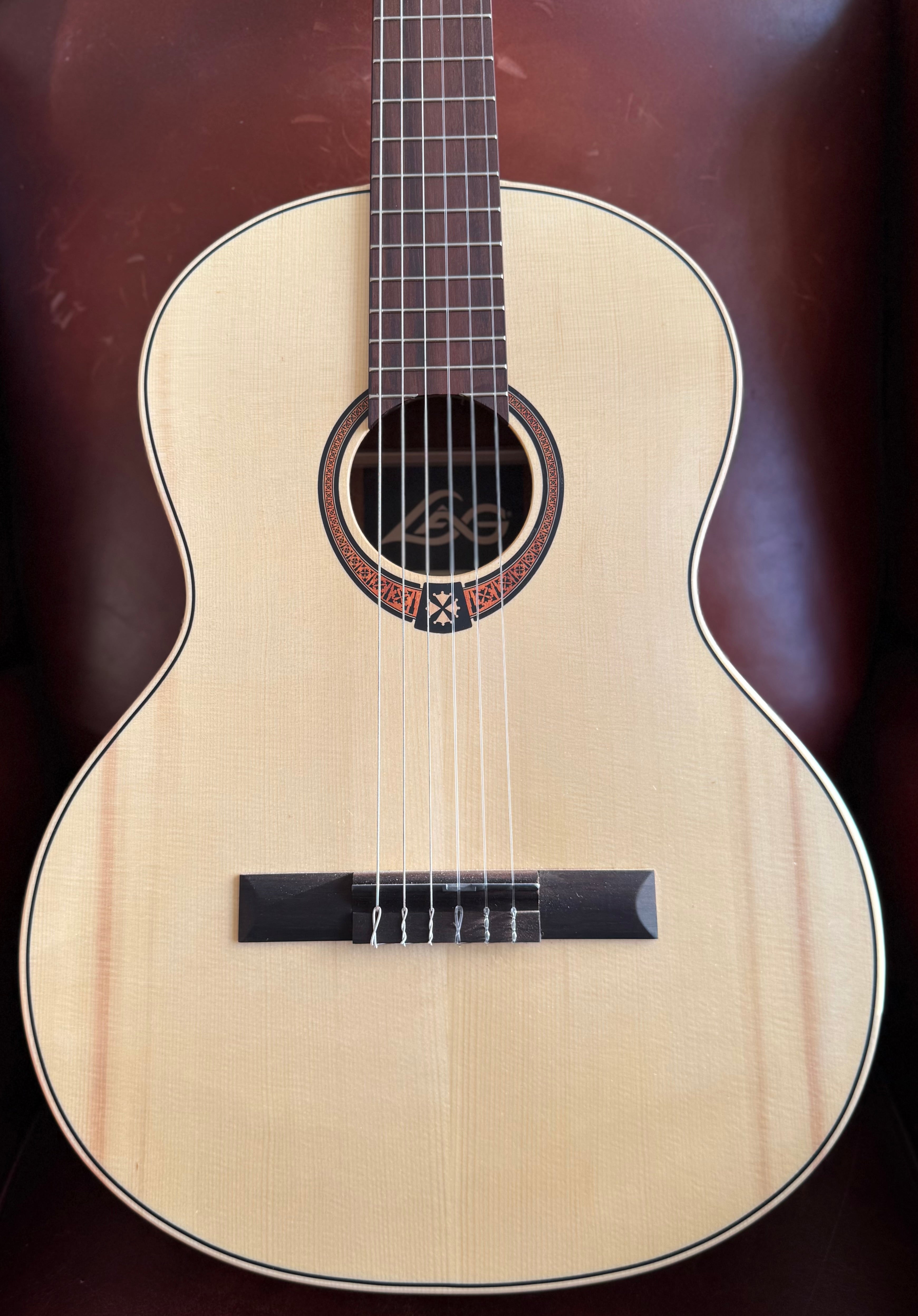 LAG OCCITANIA 70 OC70 CLASSICAL SPRUCE