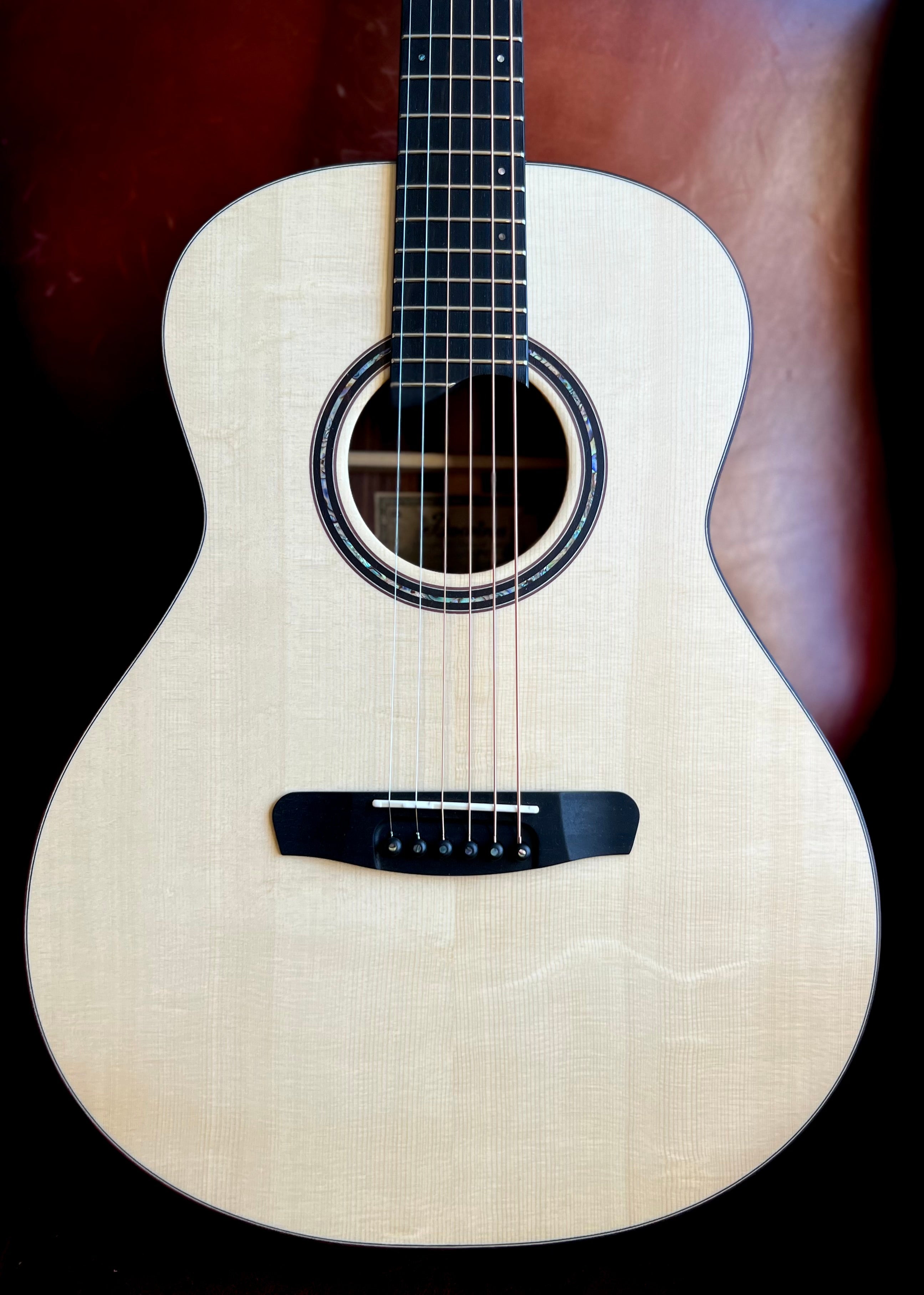 Dowina Rosewood OMG-SWS.  OM Body Acoustic Guitar - Left Handed, Acoustic Guitar for sale at Richards Guitars.