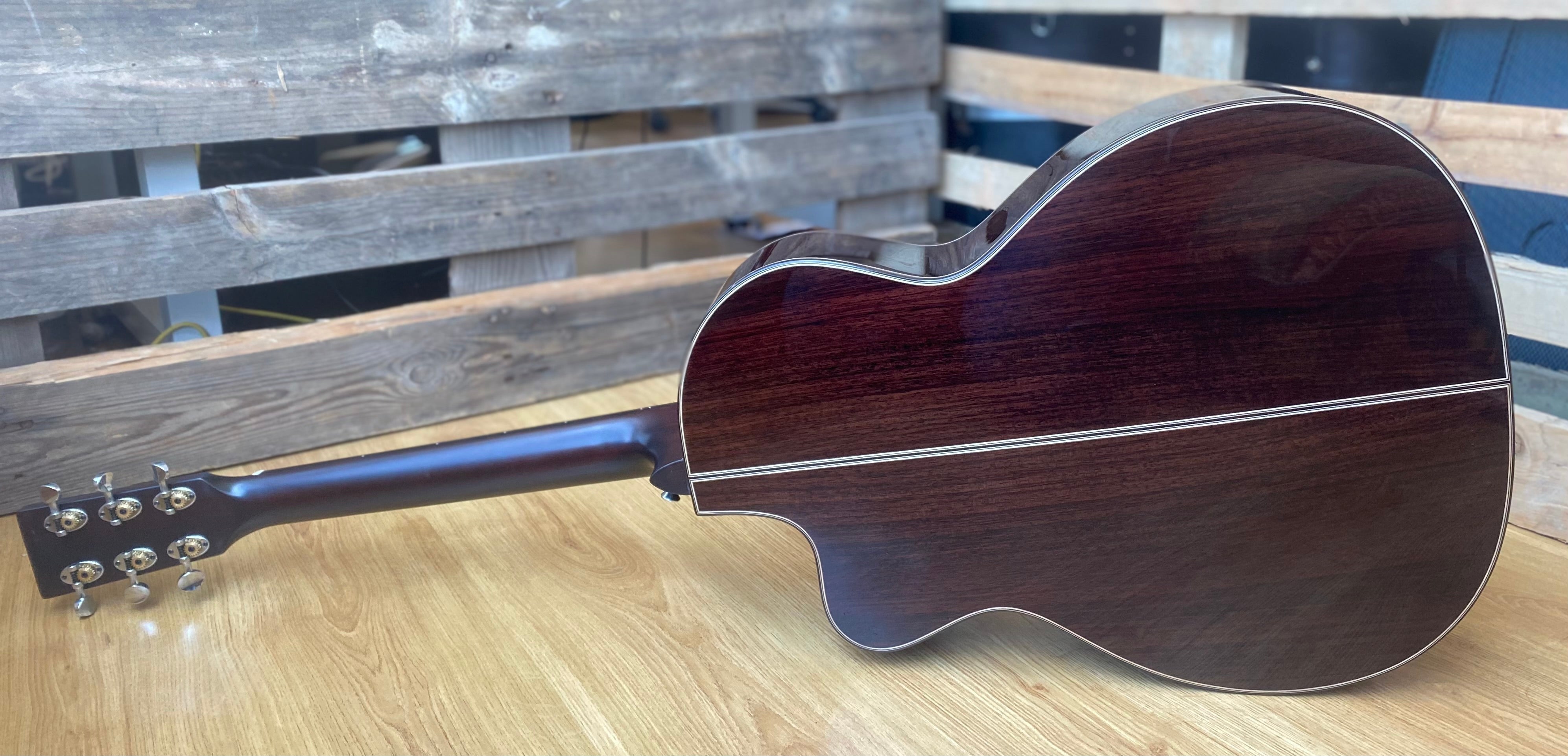 Auden Artist 45 Chester Cutaway Spruce/Rosewood Cutaway. (Free Brad Clarke supernatural system), Electro Acoustic Guitar for sale at Richards Guitars.