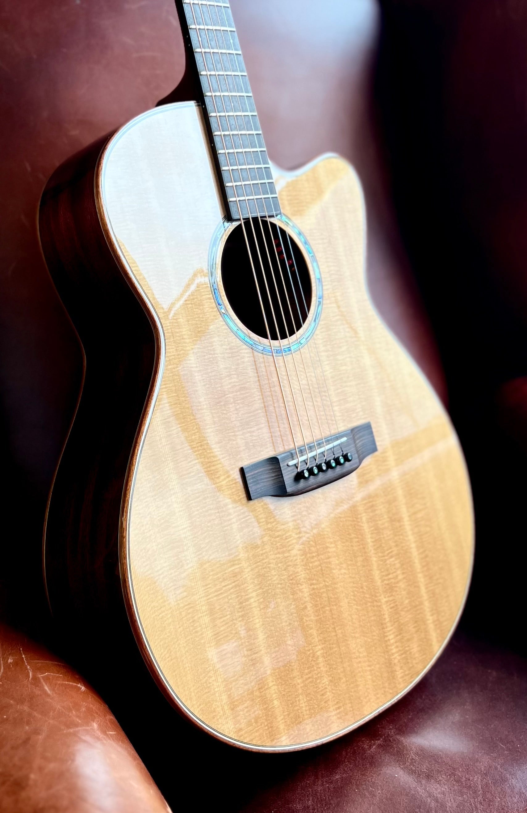 Auden Austin Mahogany Cutaway, Electro Acoustic Guitar for sale at Richards Guitars.