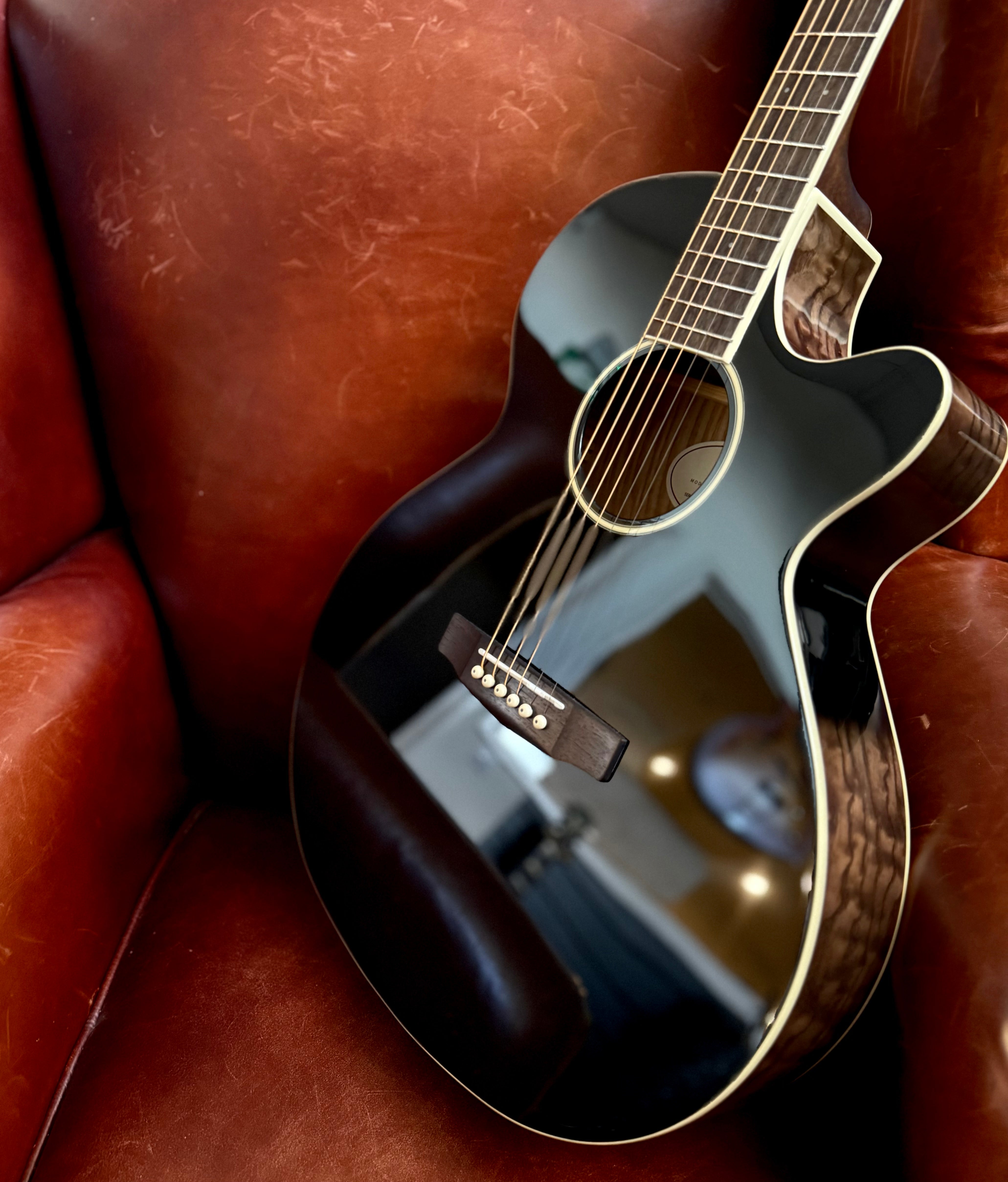 Cort Exotic SFX Ash Electro Acoustic Guitar w' Solid Spruce Top