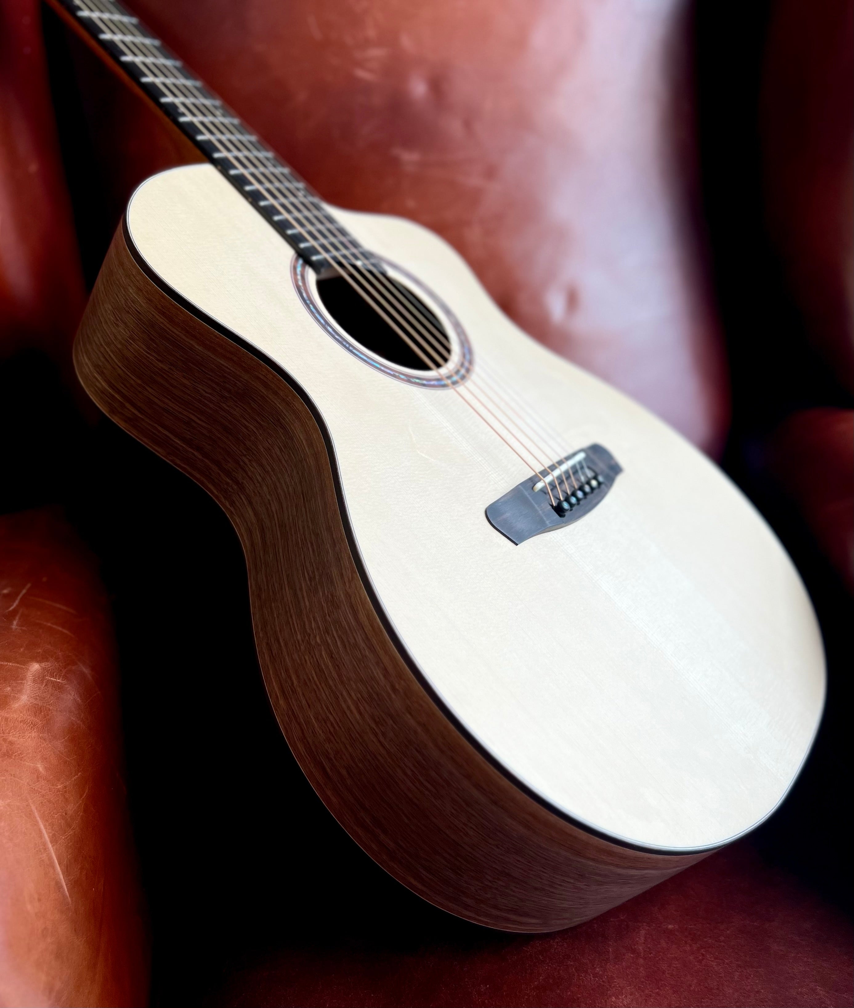 Dowina Walnut (Sol)  GAC DS, Acoustic Guitar for sale at Richards Guitars.