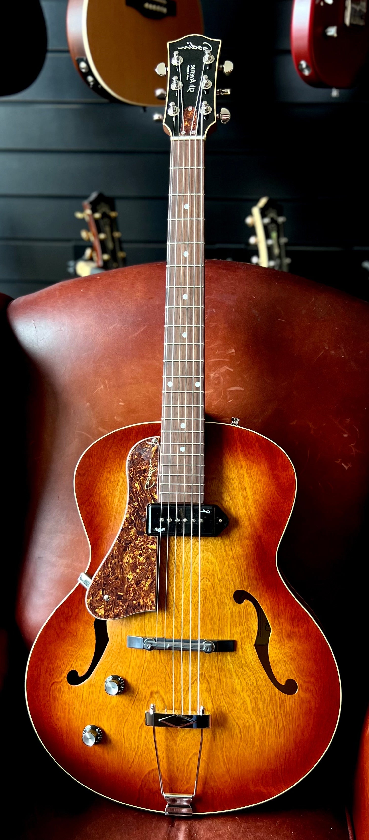 Godin 5th Avenue P90 Semi-Acoustic Guitar ~ Left Hand ~ Cognac Burst Kingpin, Electric Guitar for sale at Richards Guitars.